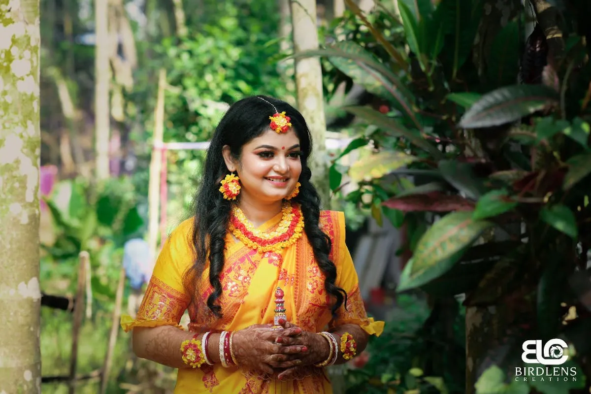 15 Stylish Haldi Ceremony Poses ideas For Couples