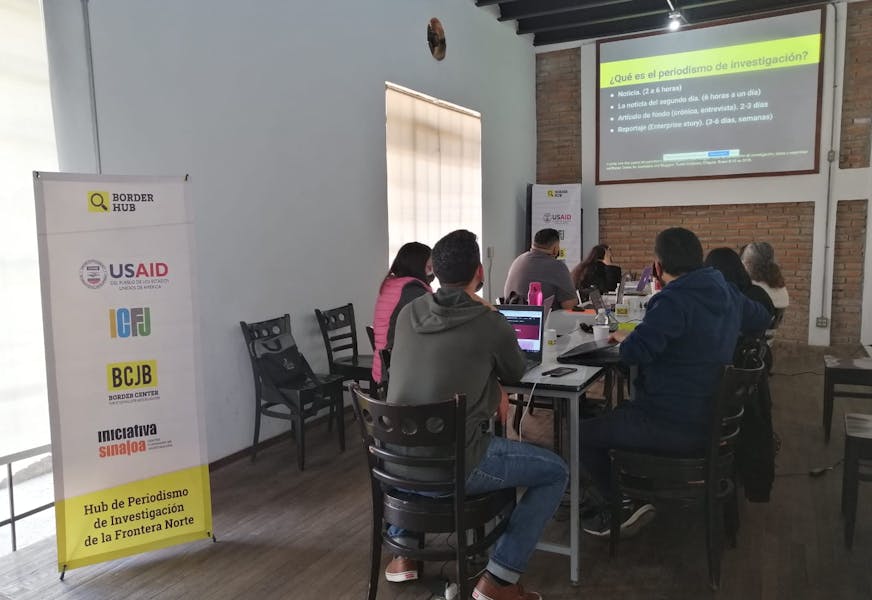 Periodistas de Ensenada toman un Learning Pod sobre periodismo de investigación