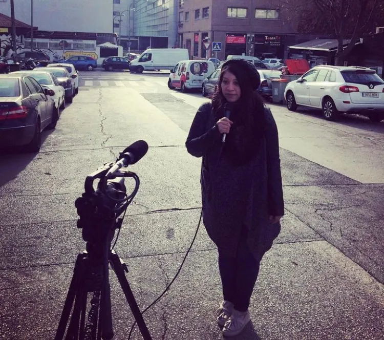 Alicia Mireles ante la camara