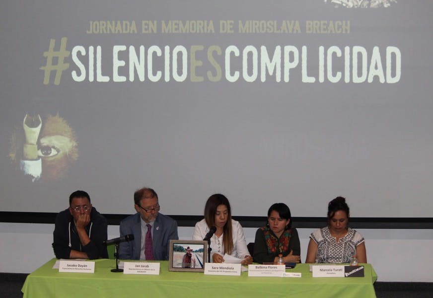Periodistas, en el fuego cruzado de la narcopolítica