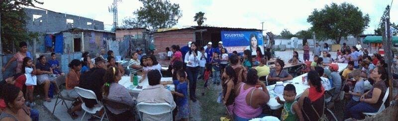 Leticia Salazar en un acto de campaña. 