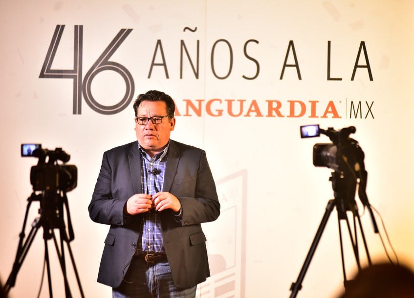 Arredondo en los festejos de los 46 años de Vangaurdia.