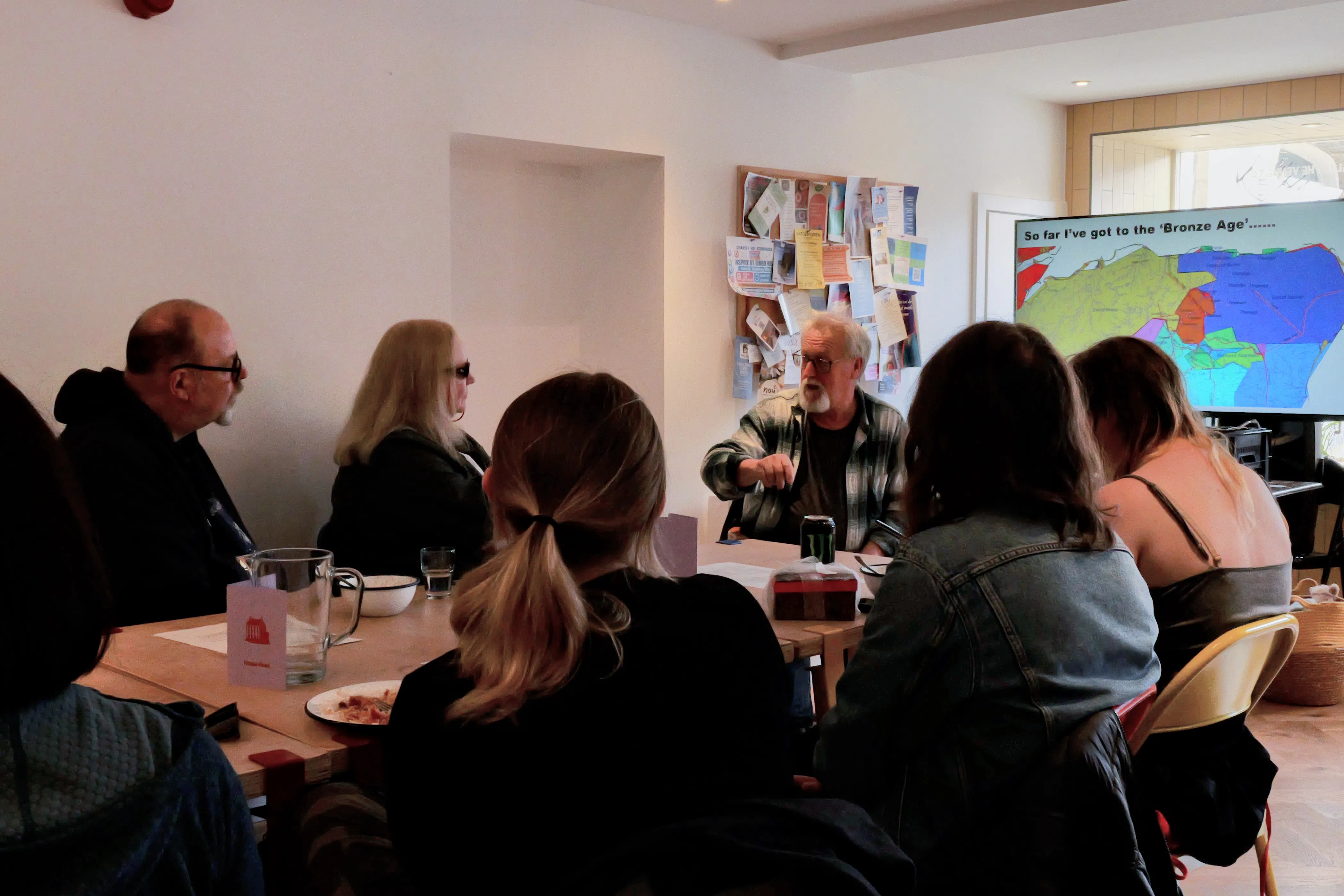 Friday Lunch: Oot-settin with artist John Bolland.