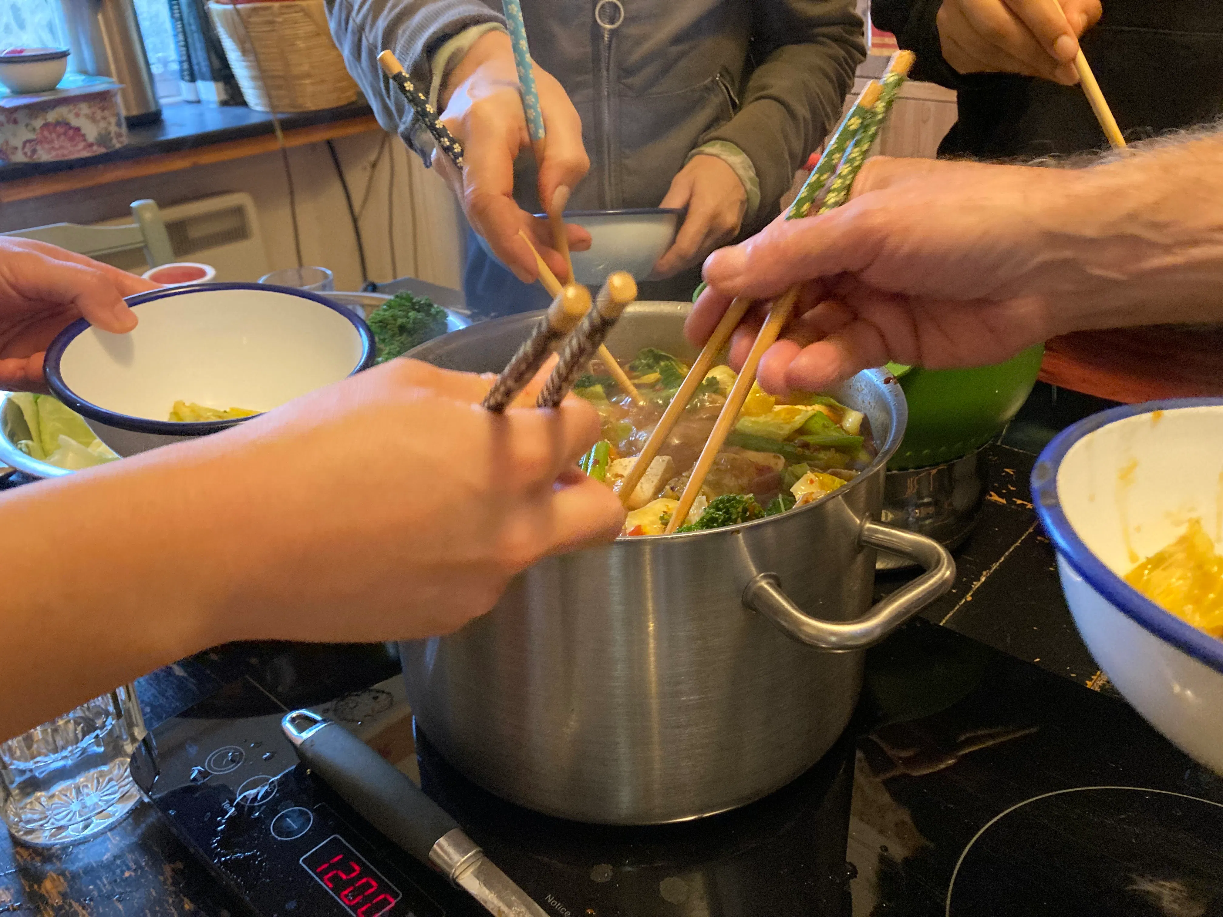 The Big Food Chain: Hot Pot (2025)