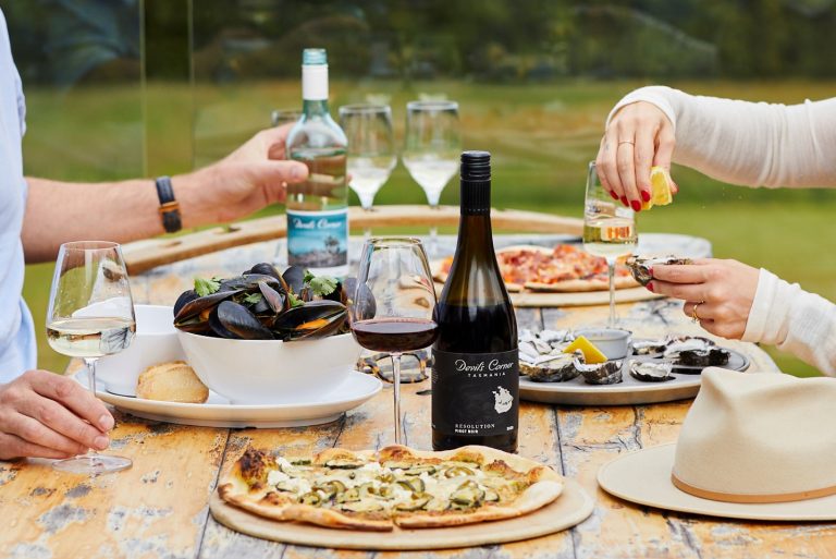 Seafood, wine and pizza 