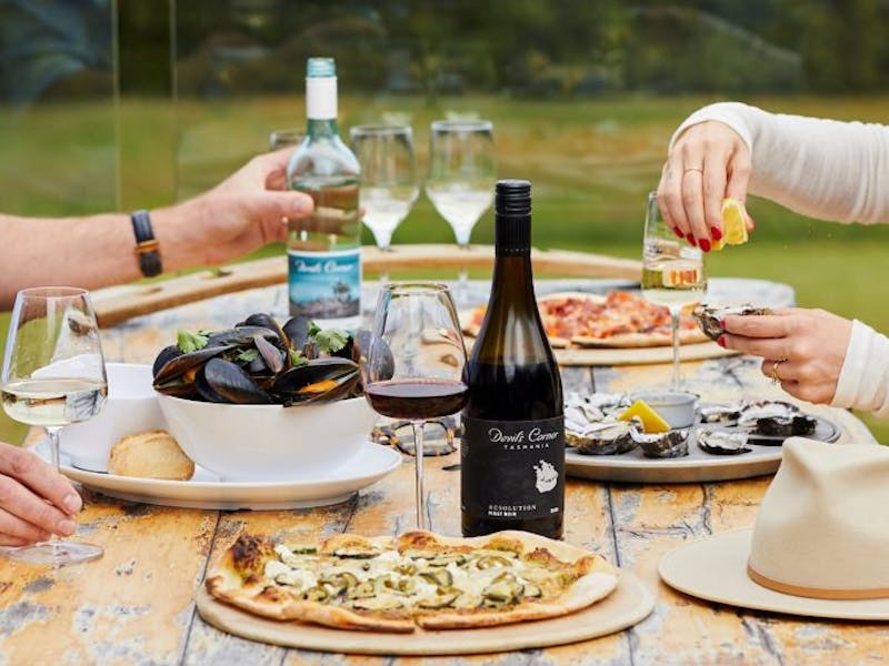 Seafood, wine and pizza 