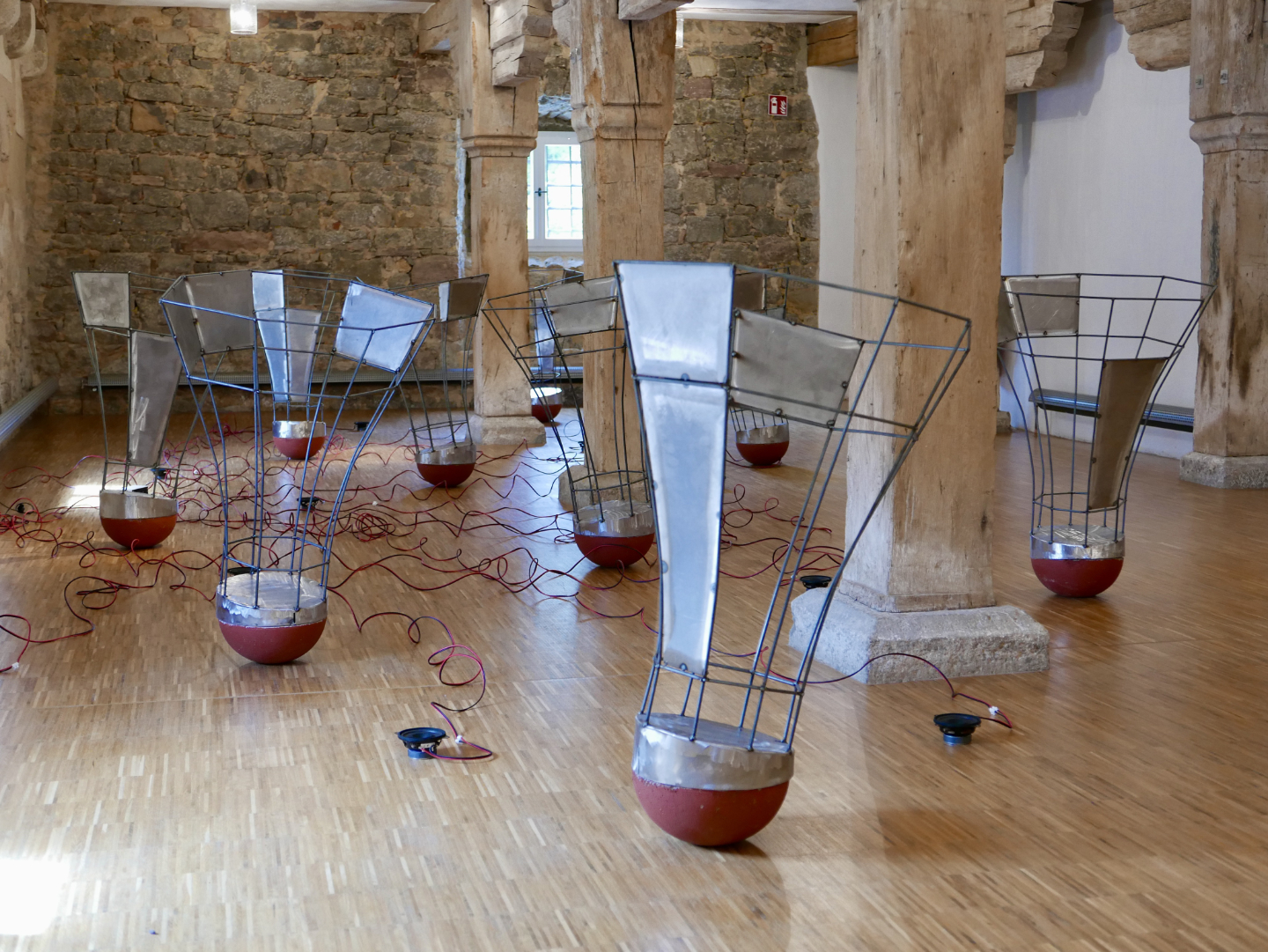 unfinished spaces, Beton, Stahl, Klang