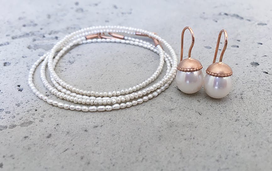 Bild des Schmuckstücks "Armbänder & Ohrhänger"