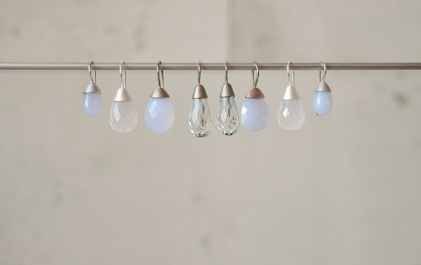 Bild des Schmuckstücks "Ohrhänger Weißgold und Silber"