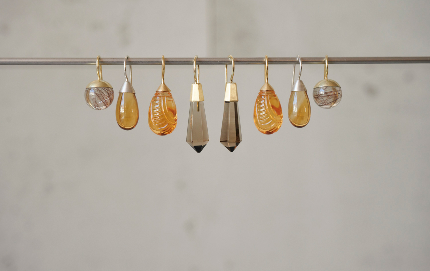 Bild des Schmuckstücks "Ohrhänger in Gelbgold und Silber"