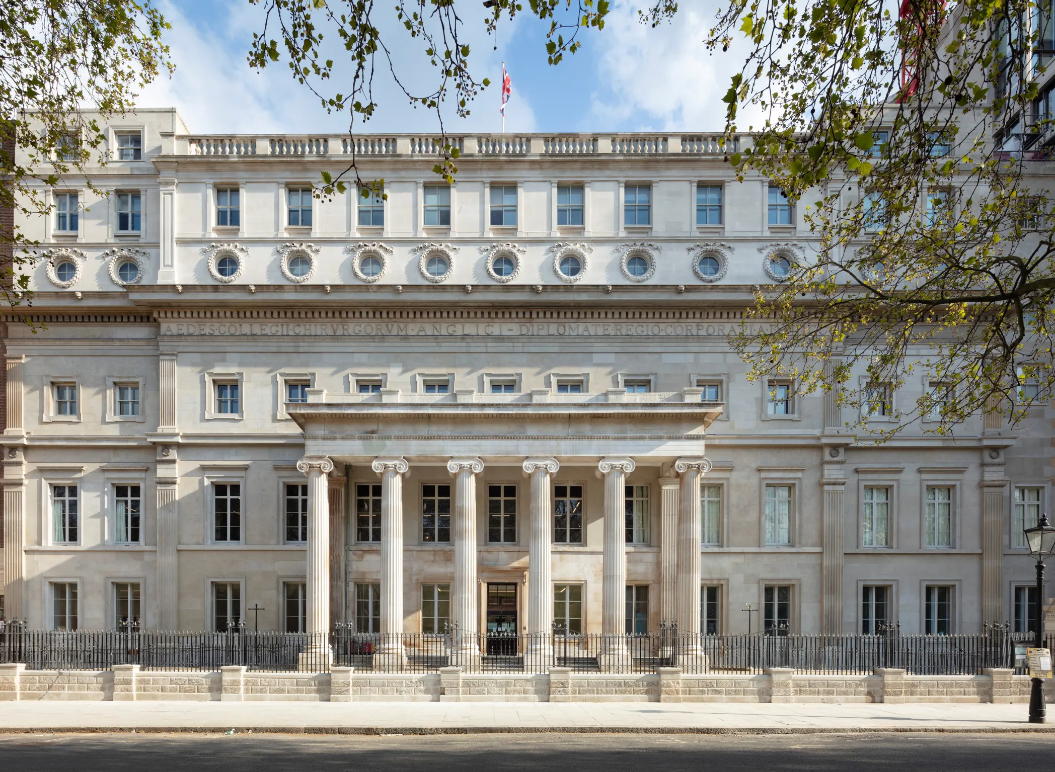 Royal College of Surgeons Photo