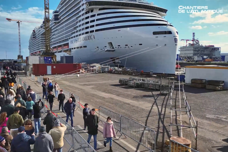 Accueil des participants lors de la visite du navire MSC World America à quai à Saint-Nazaire, organisée par Chantiers de l’Atlantique.