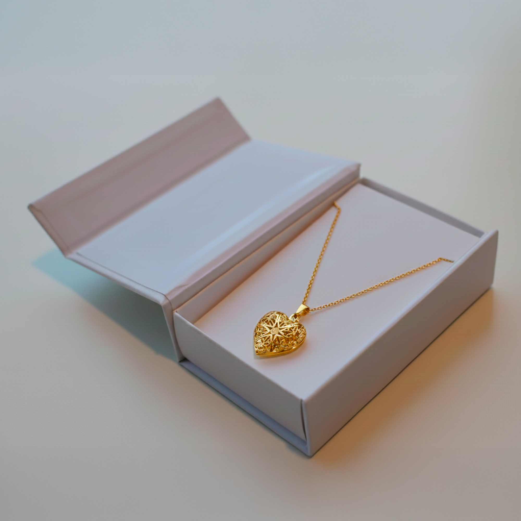 Colar Relicário Coração