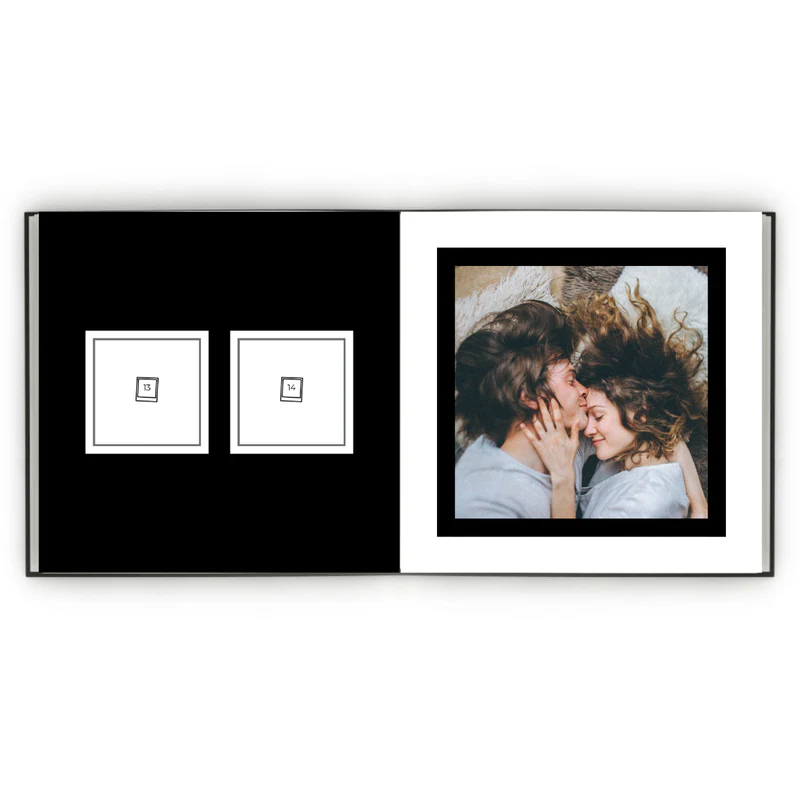Álbum de Figurinhas - 1 Ano De Romance