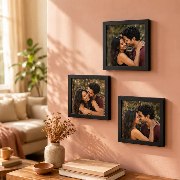 Quadro Pop 20×20cm — moldura de madeira preta