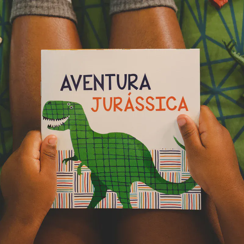 Álbum de Figurinhas - Aventura jurássica