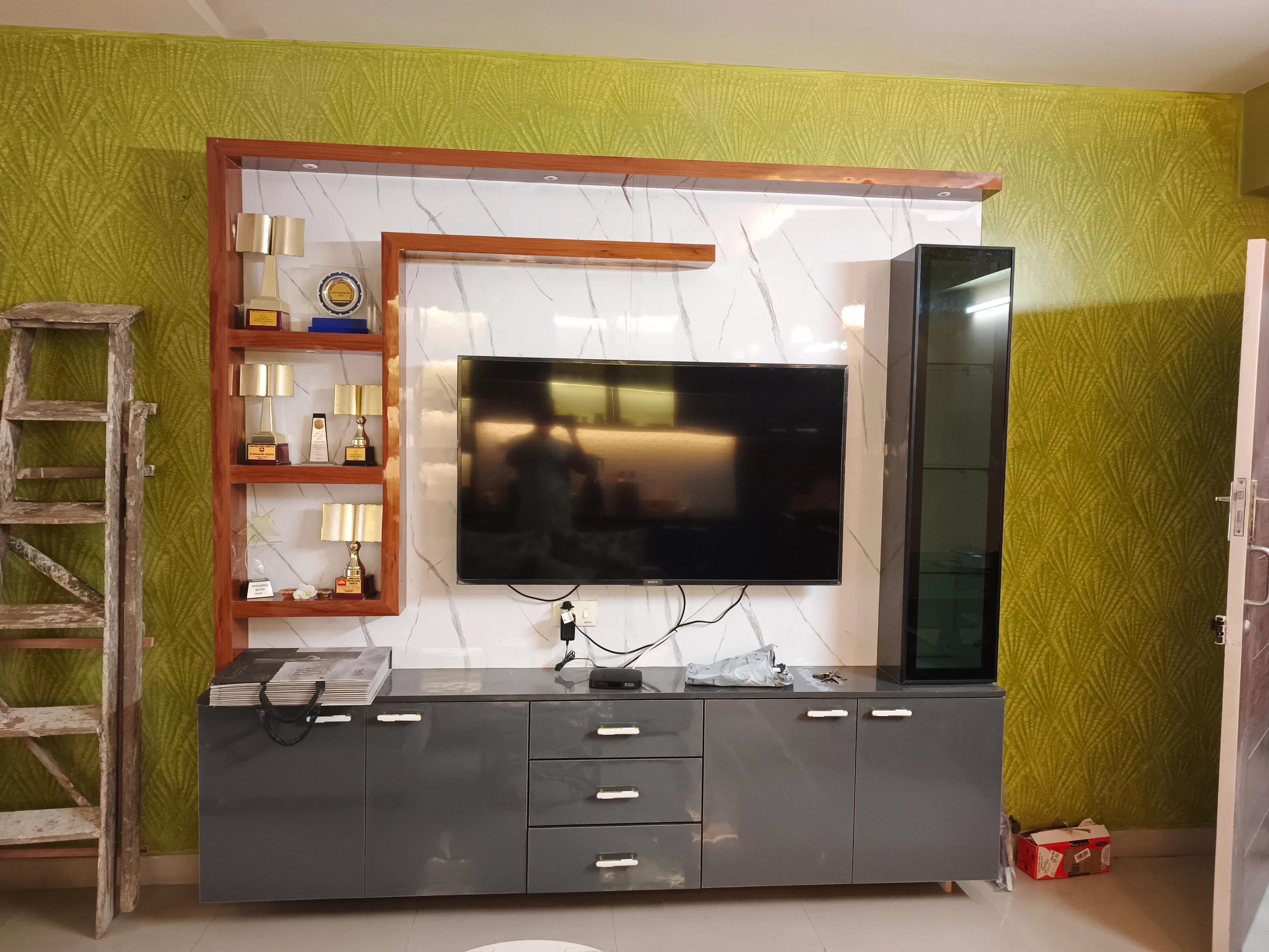 TV unit