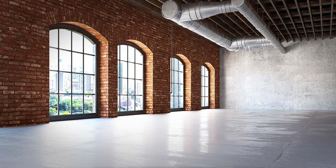 intérieur loft usine rénovée