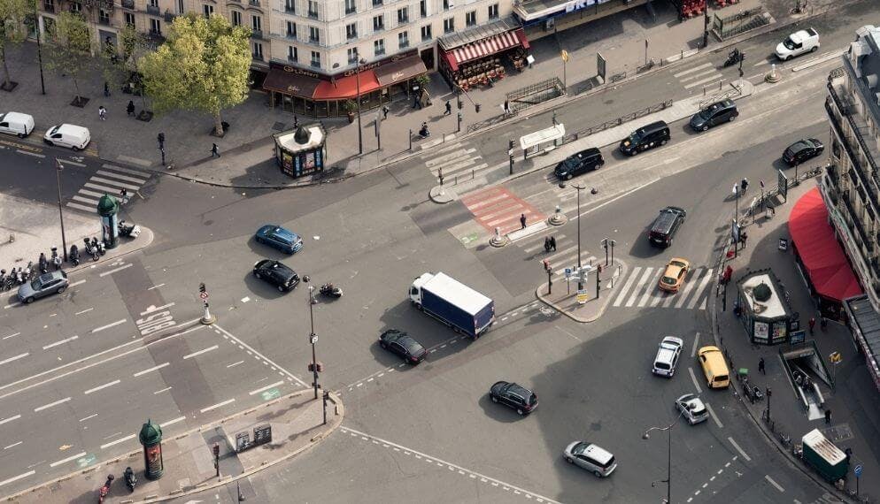 carrefour paris voitures circulation fluide