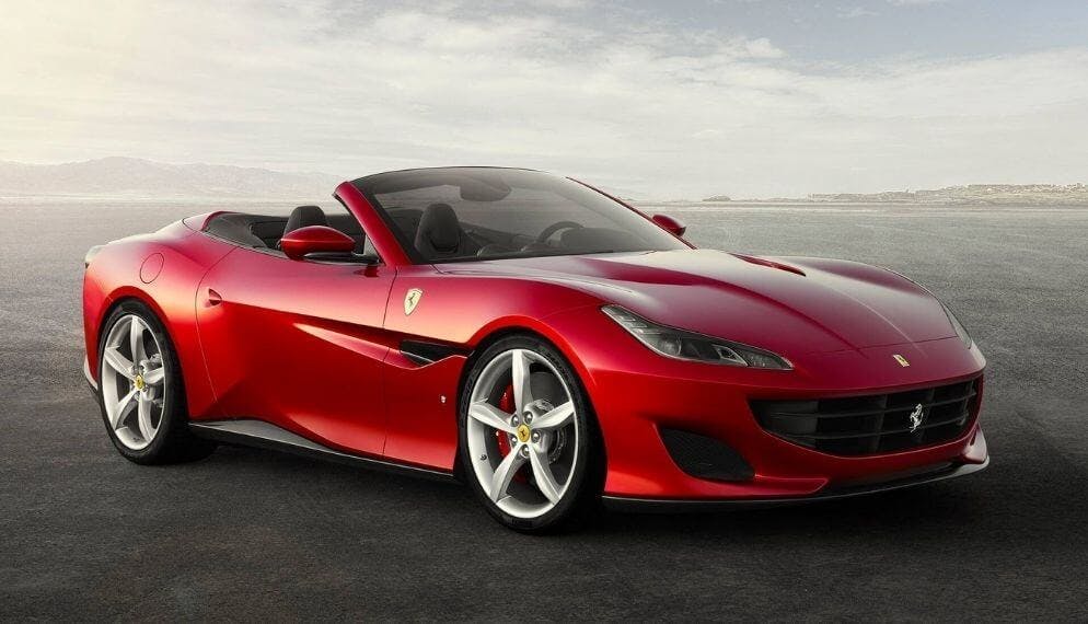 voiture Ferrari rouge