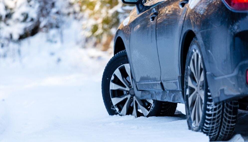 voiture électrique neige
