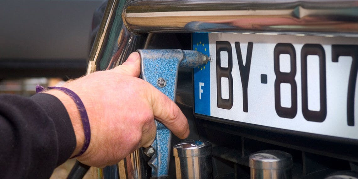 modification plaque immatriculation