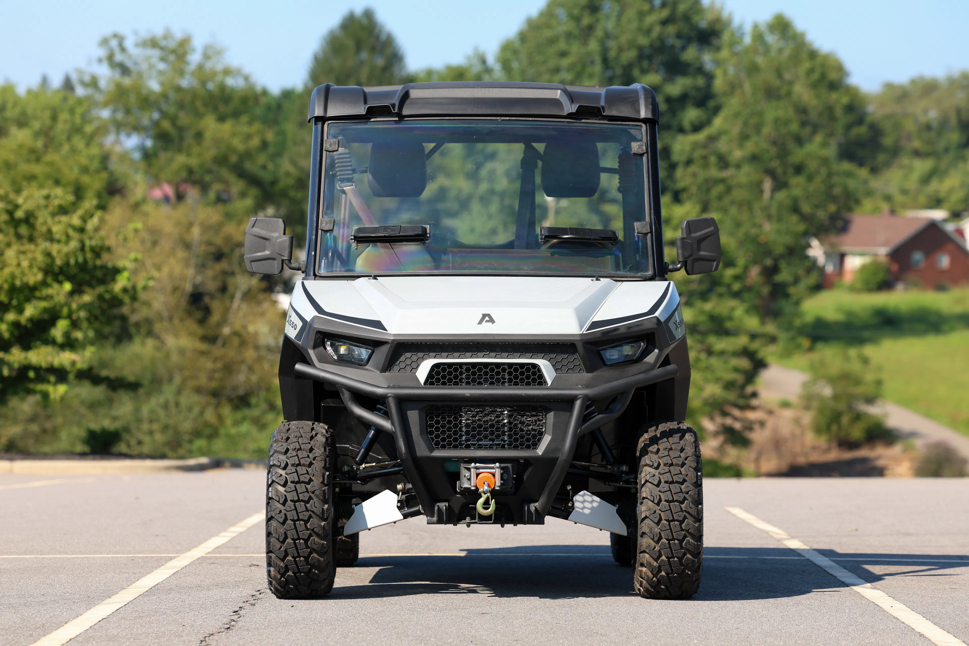 2024 Axis 550 front