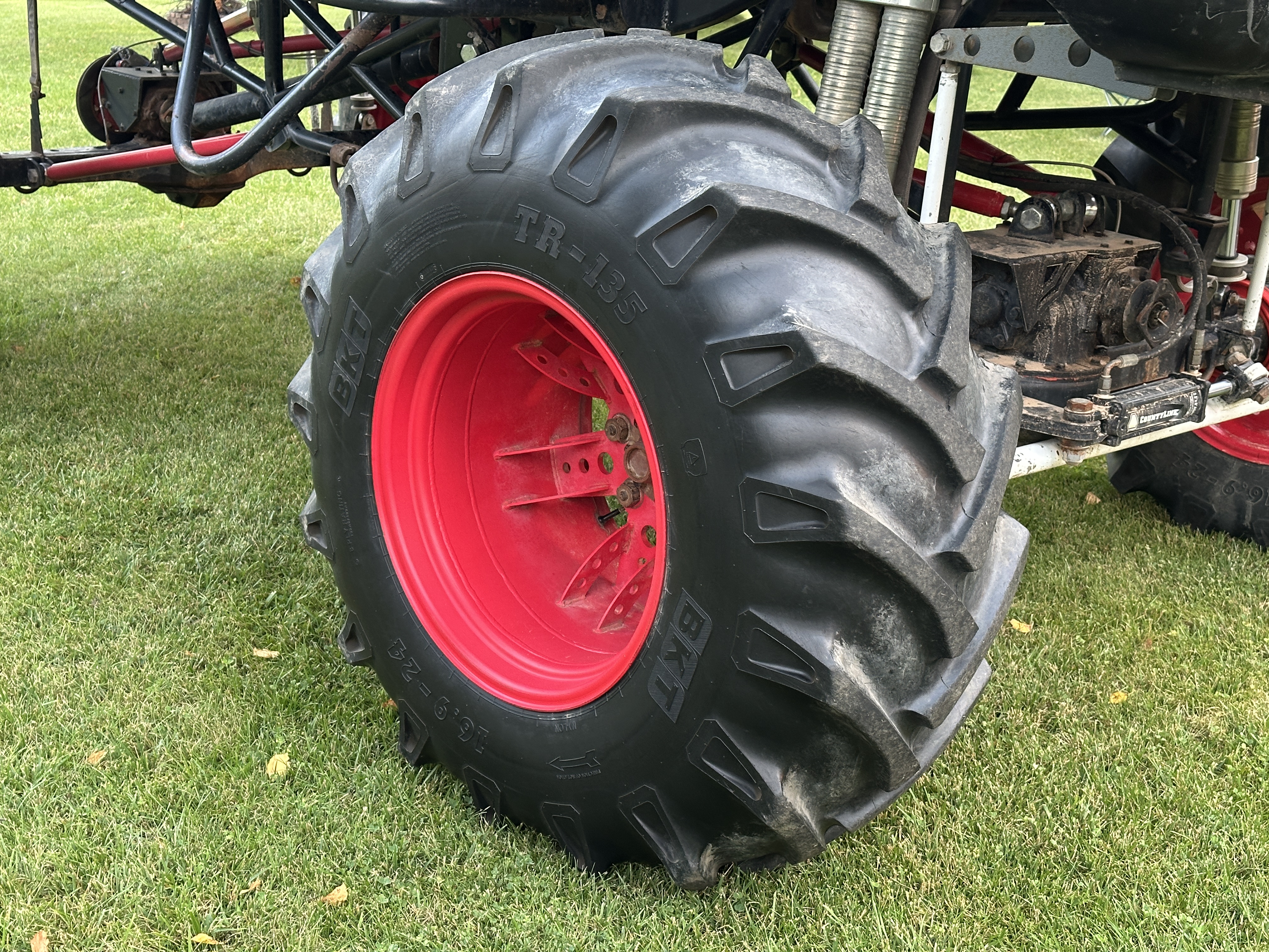 2004 GMC Sierra SXS Blog passenger front wheel
