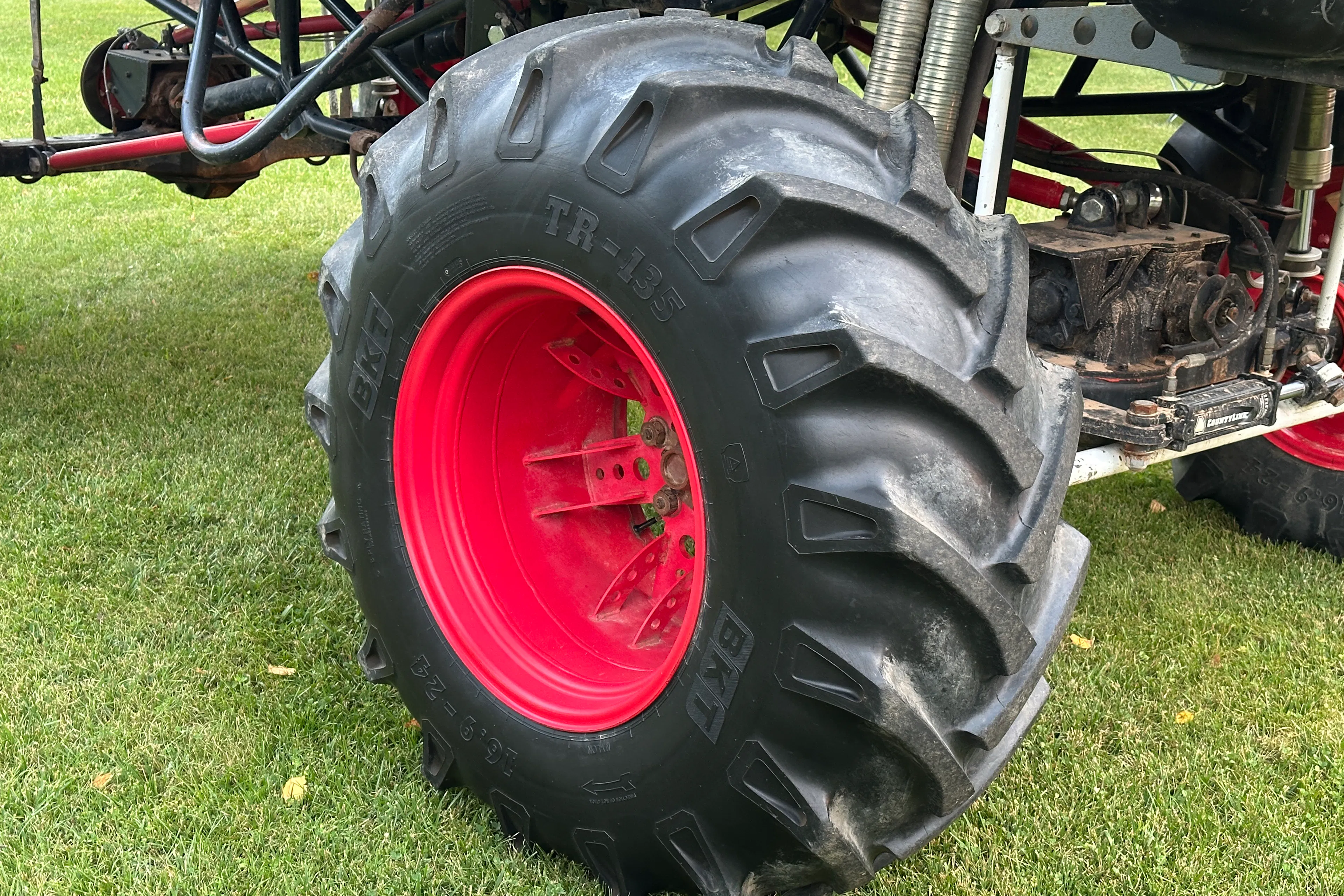 2004 GMC Sierra SXS Blog passenger front wheel