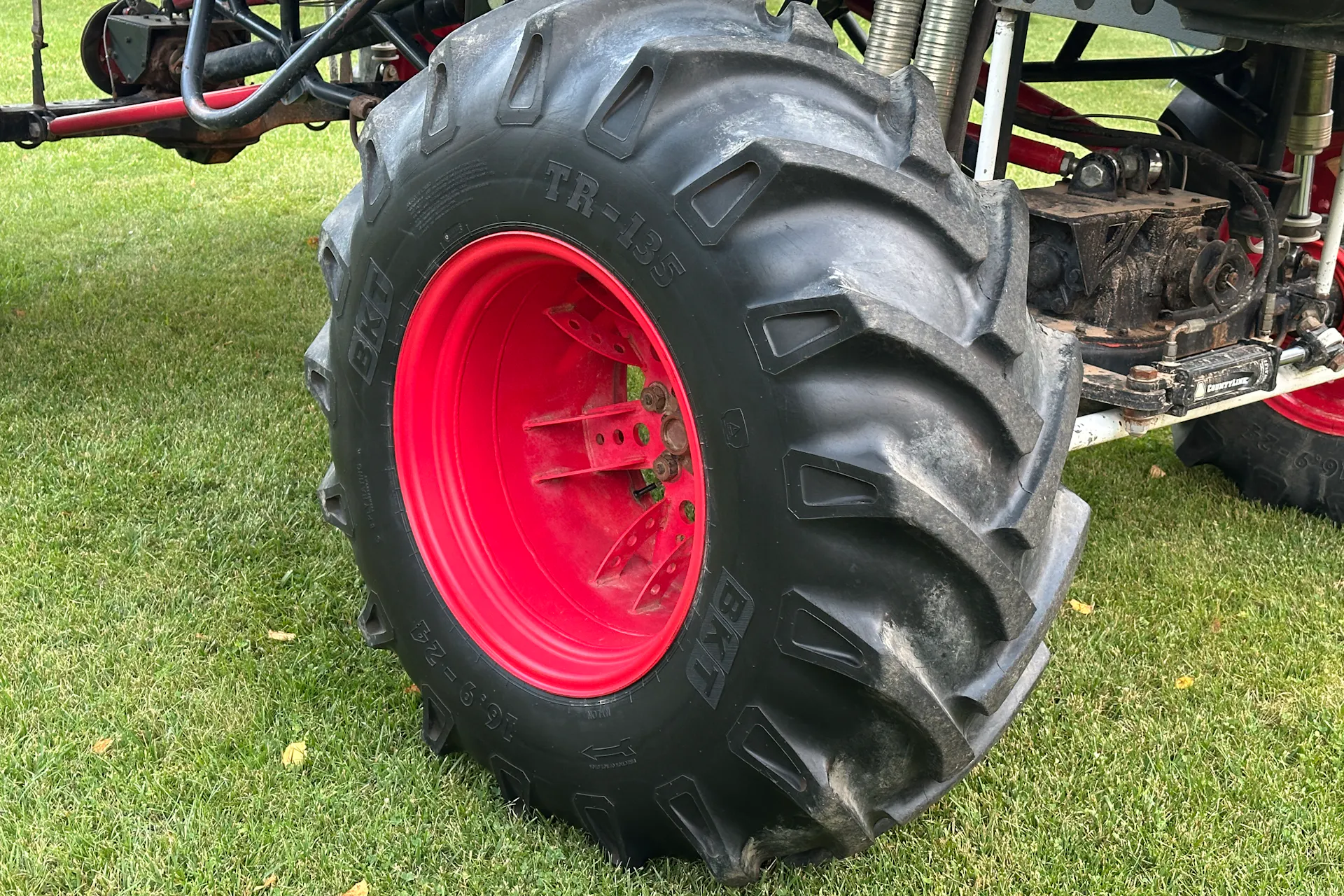 2004 GMC Sierra SXS Blog passenger front wheel