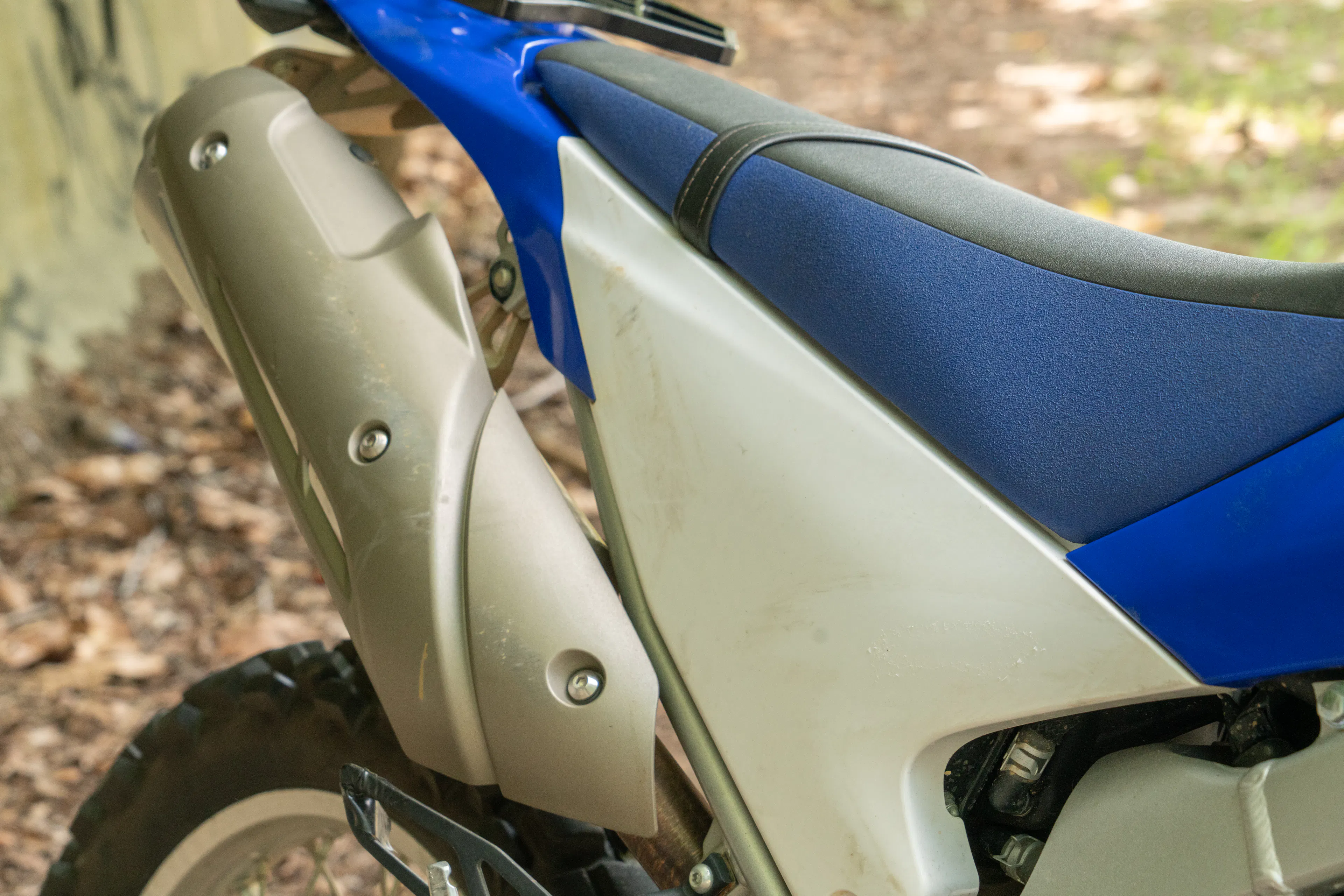 2010 Yamaha WR250R side plastic/heat shield