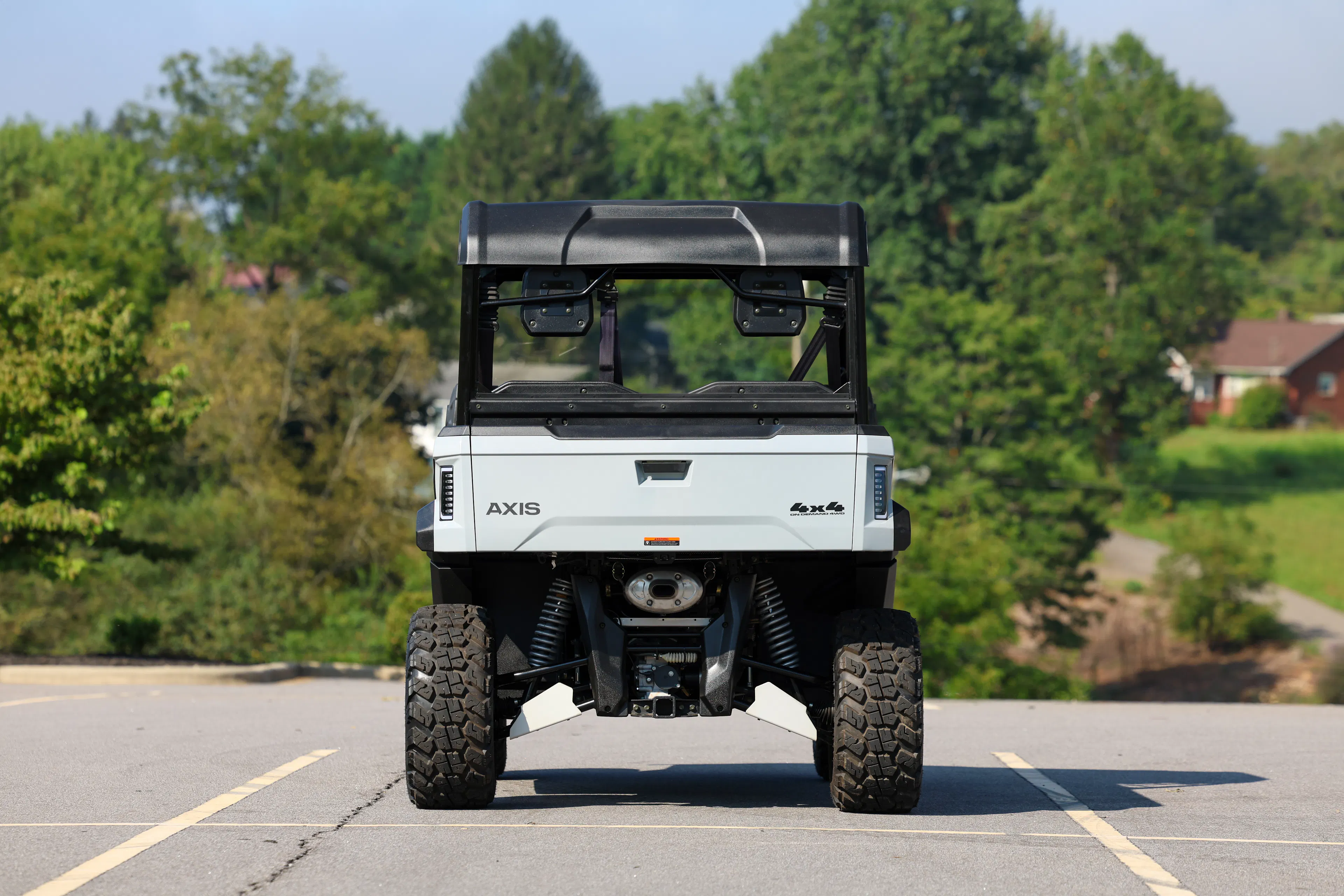 2024 Axis 550 rear