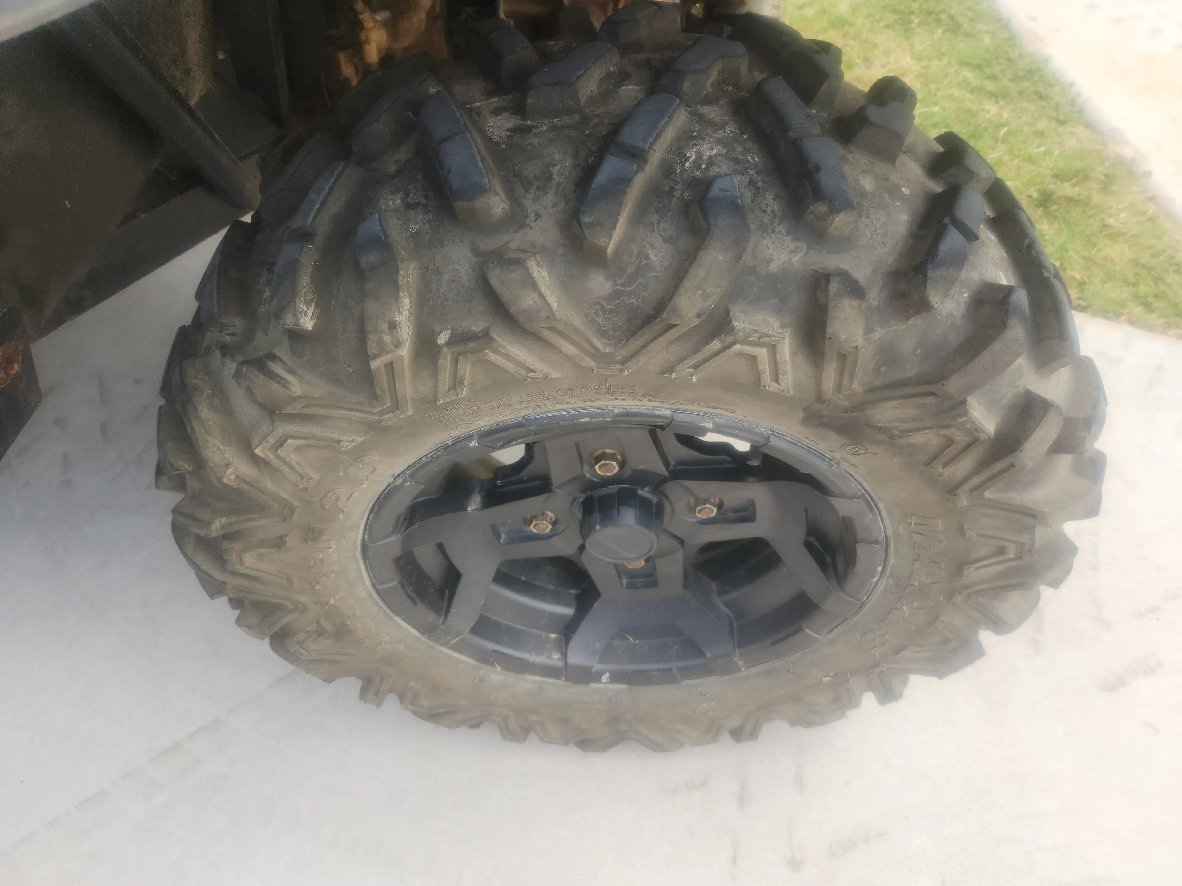 2021 Kawasaki Teryx4 driver rear tire