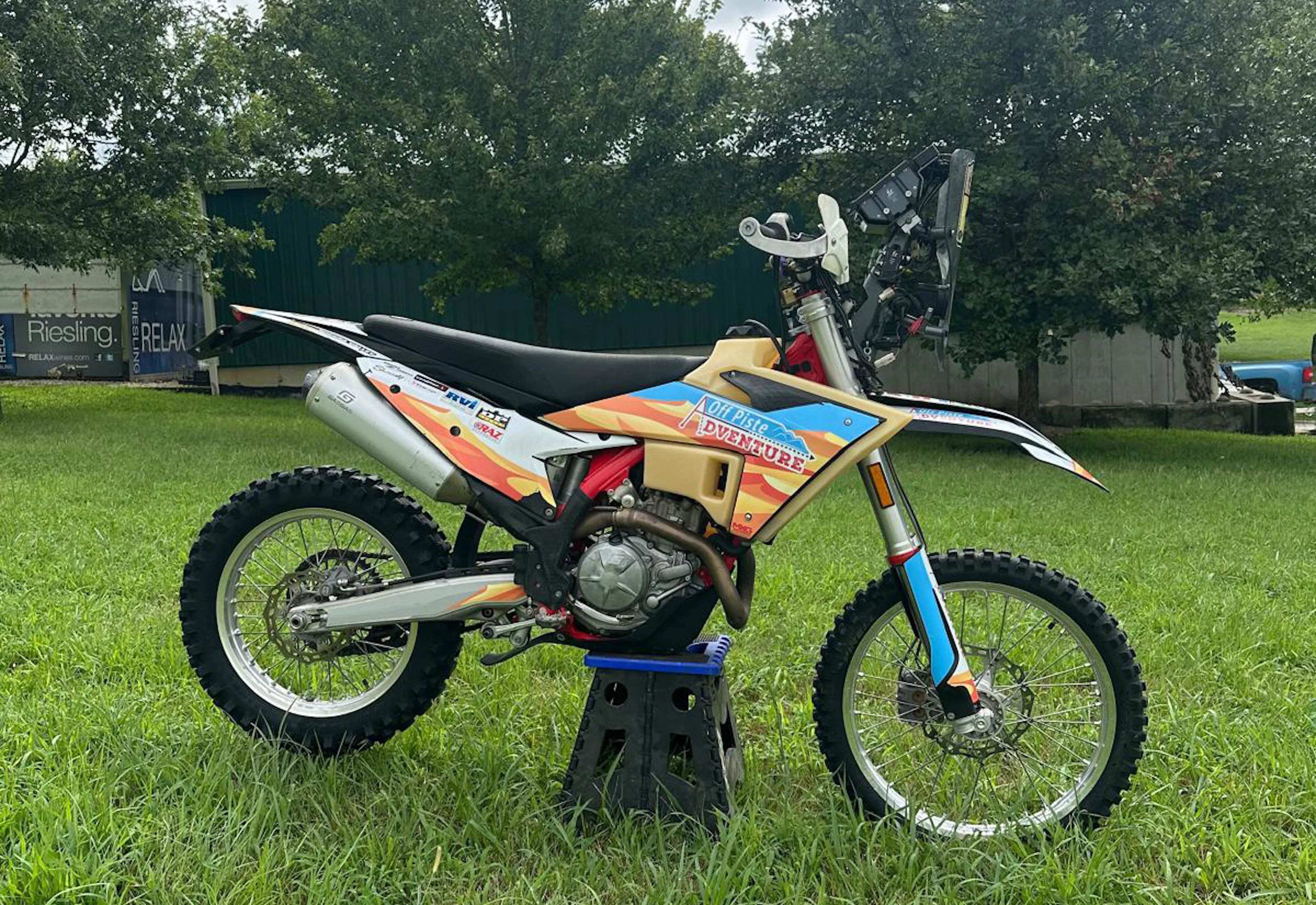 2024 GasGas ES500F right side