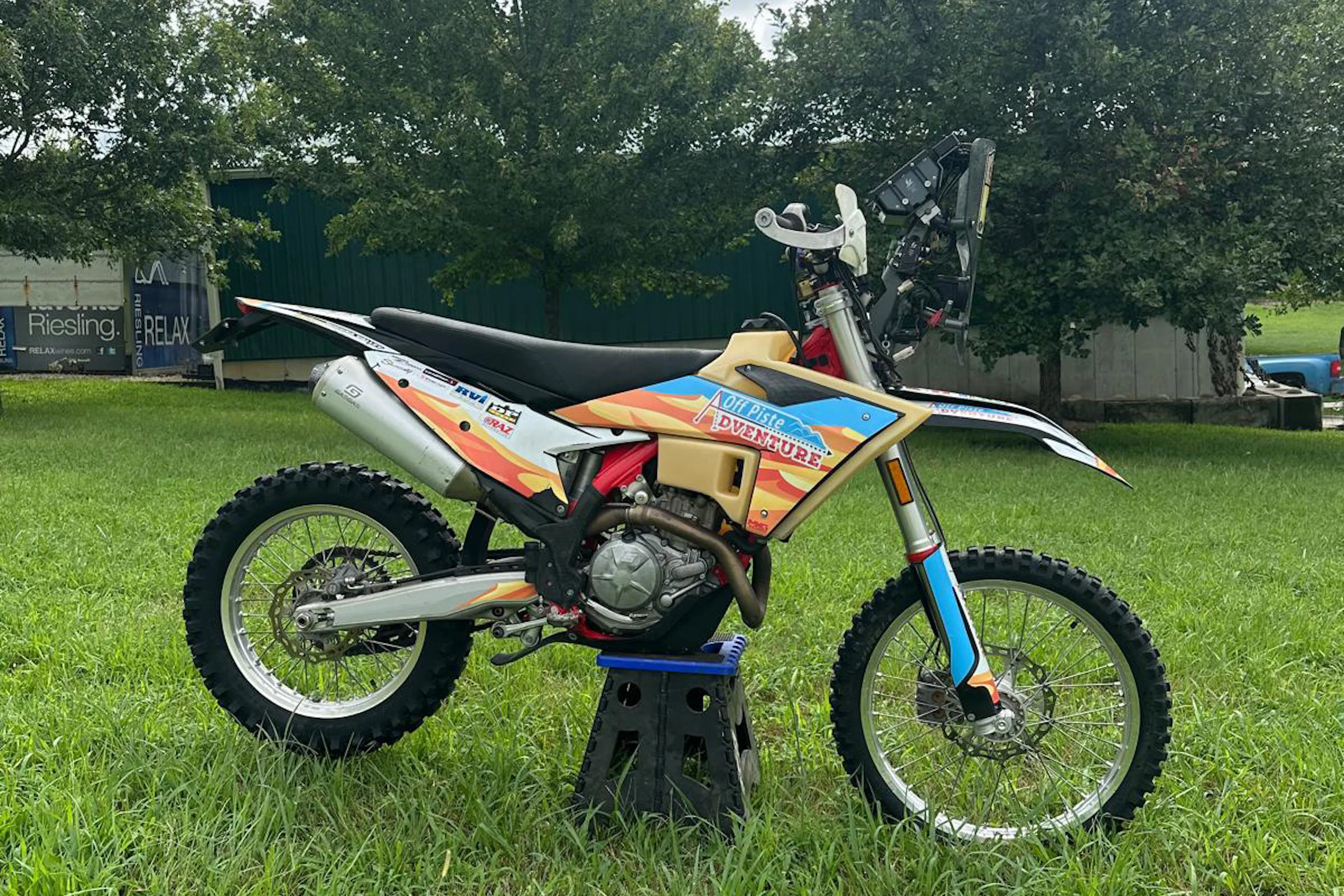 2024 GasGas ES500F right side