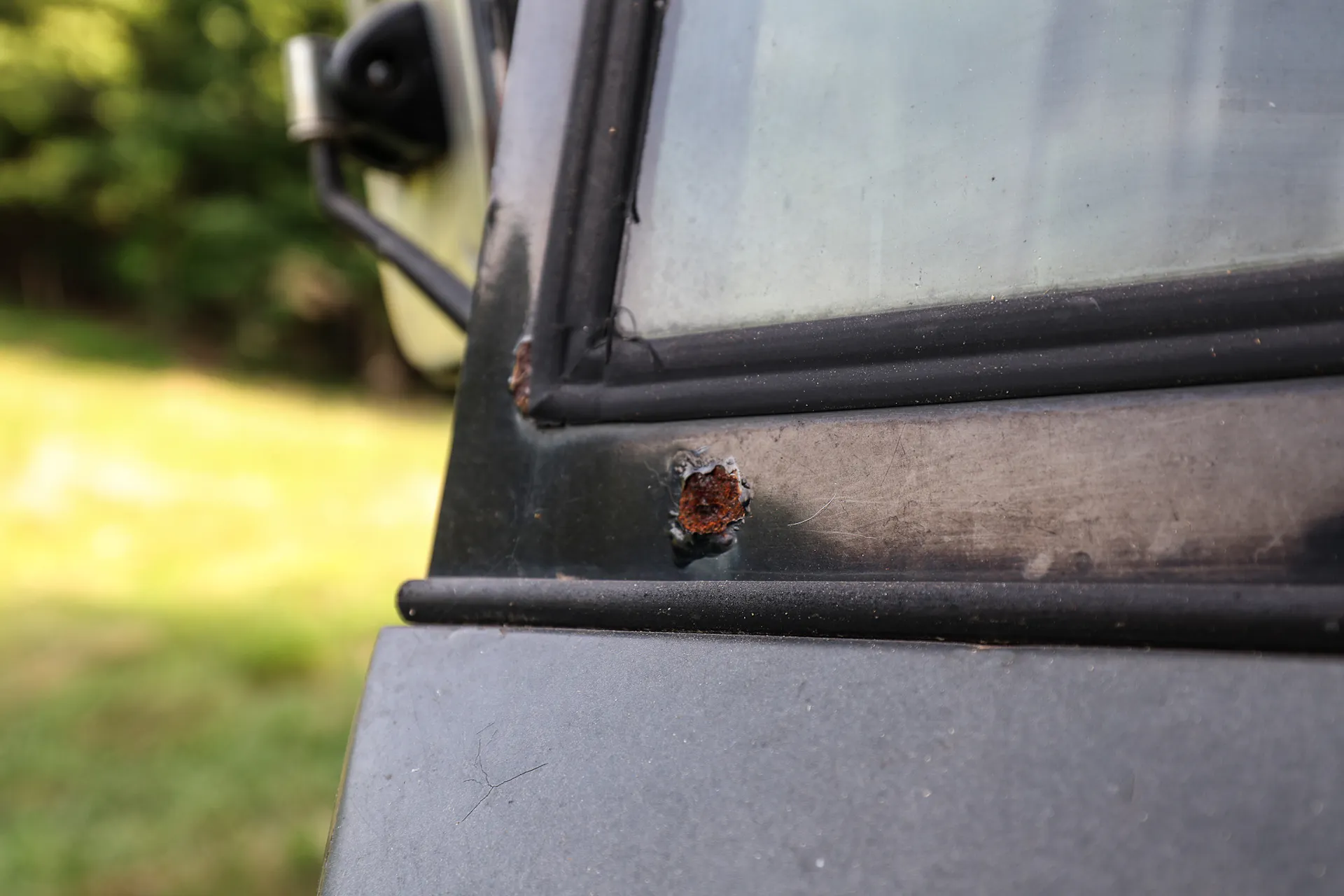 1972 Steyr-Puch Pinzgauer windshield rust spot
