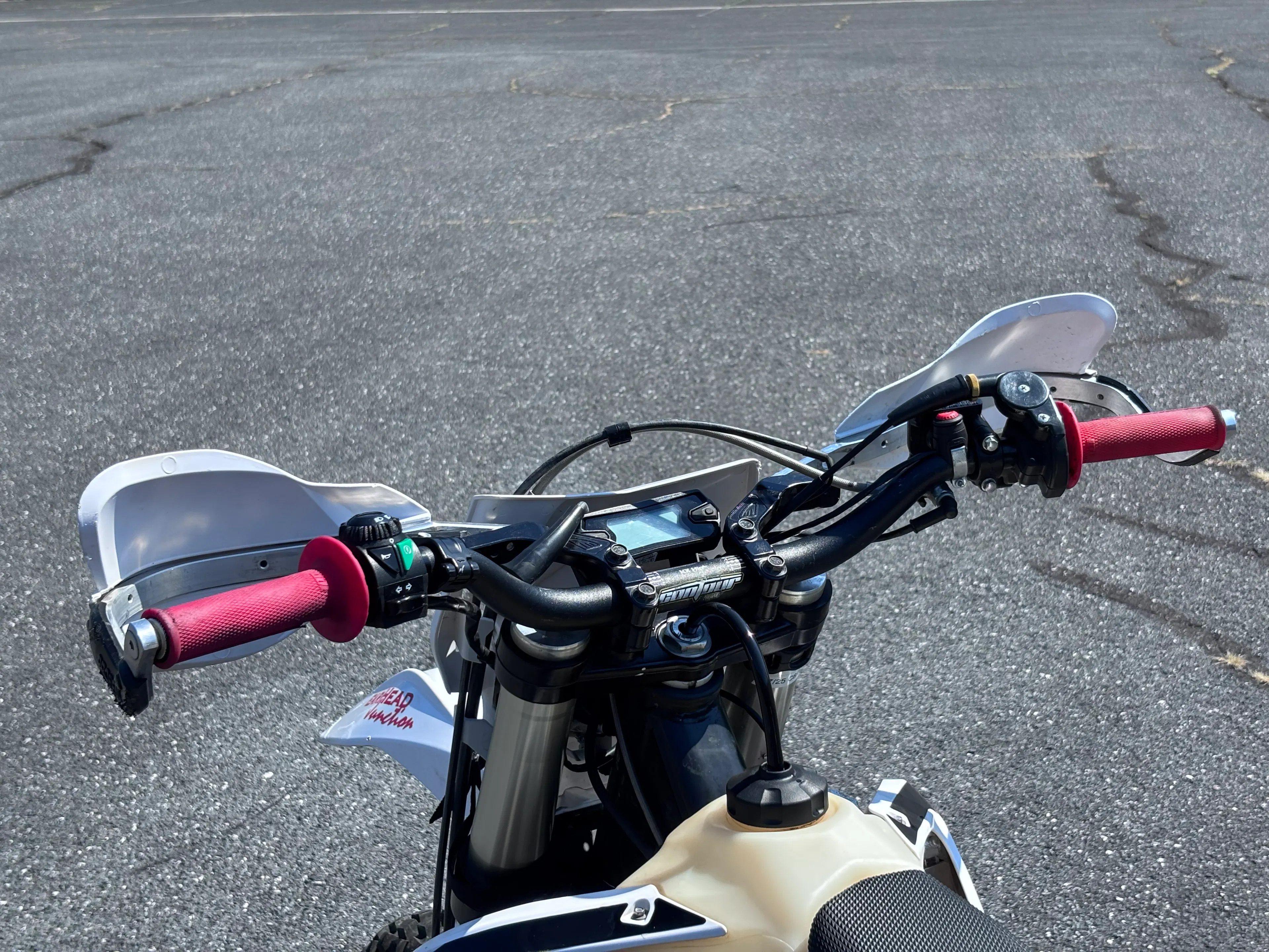 2023 Rieju MR Ranger 300 cockpit left