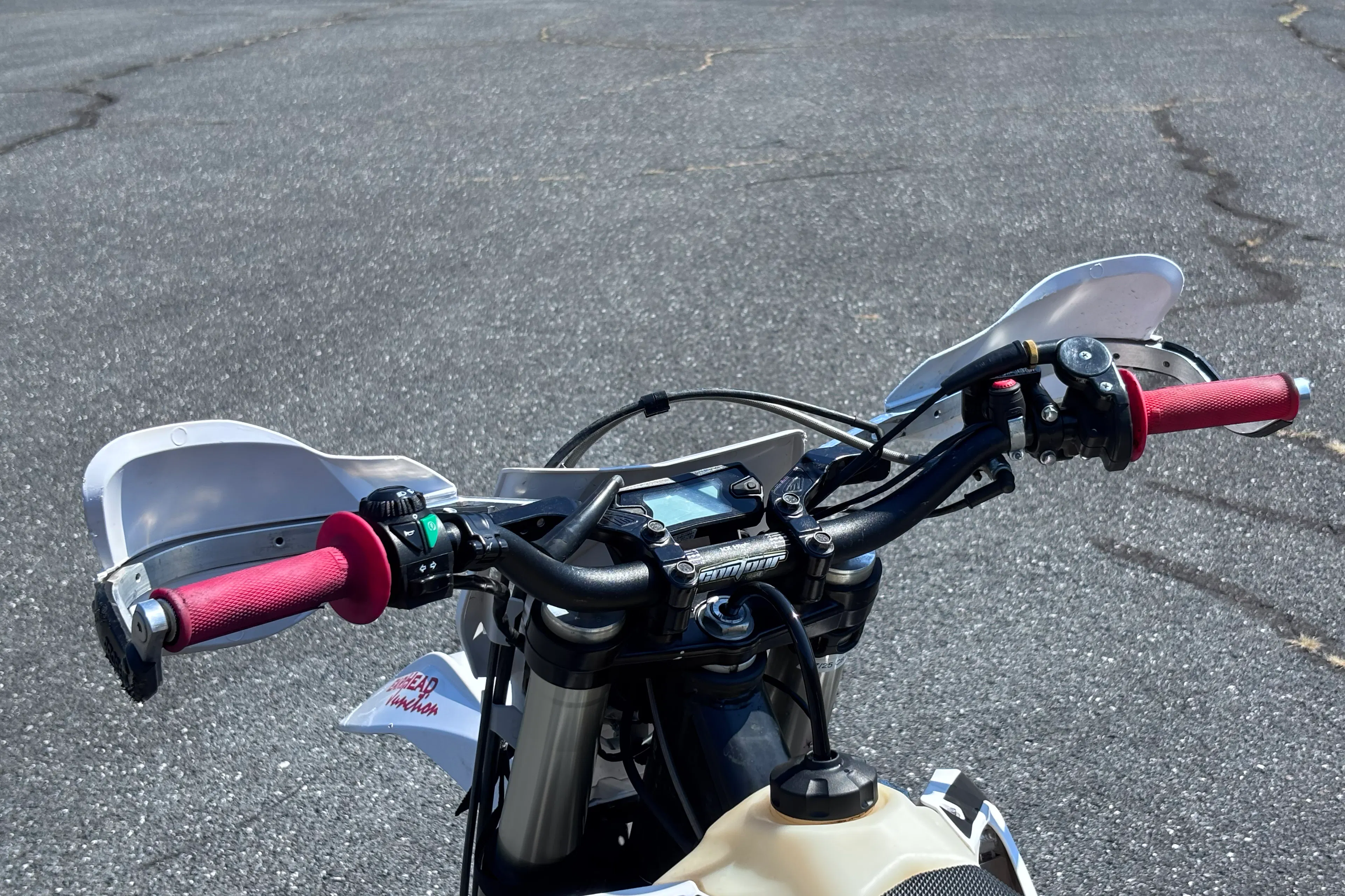 2023 Rieju MR Ranger 300 cockpit left