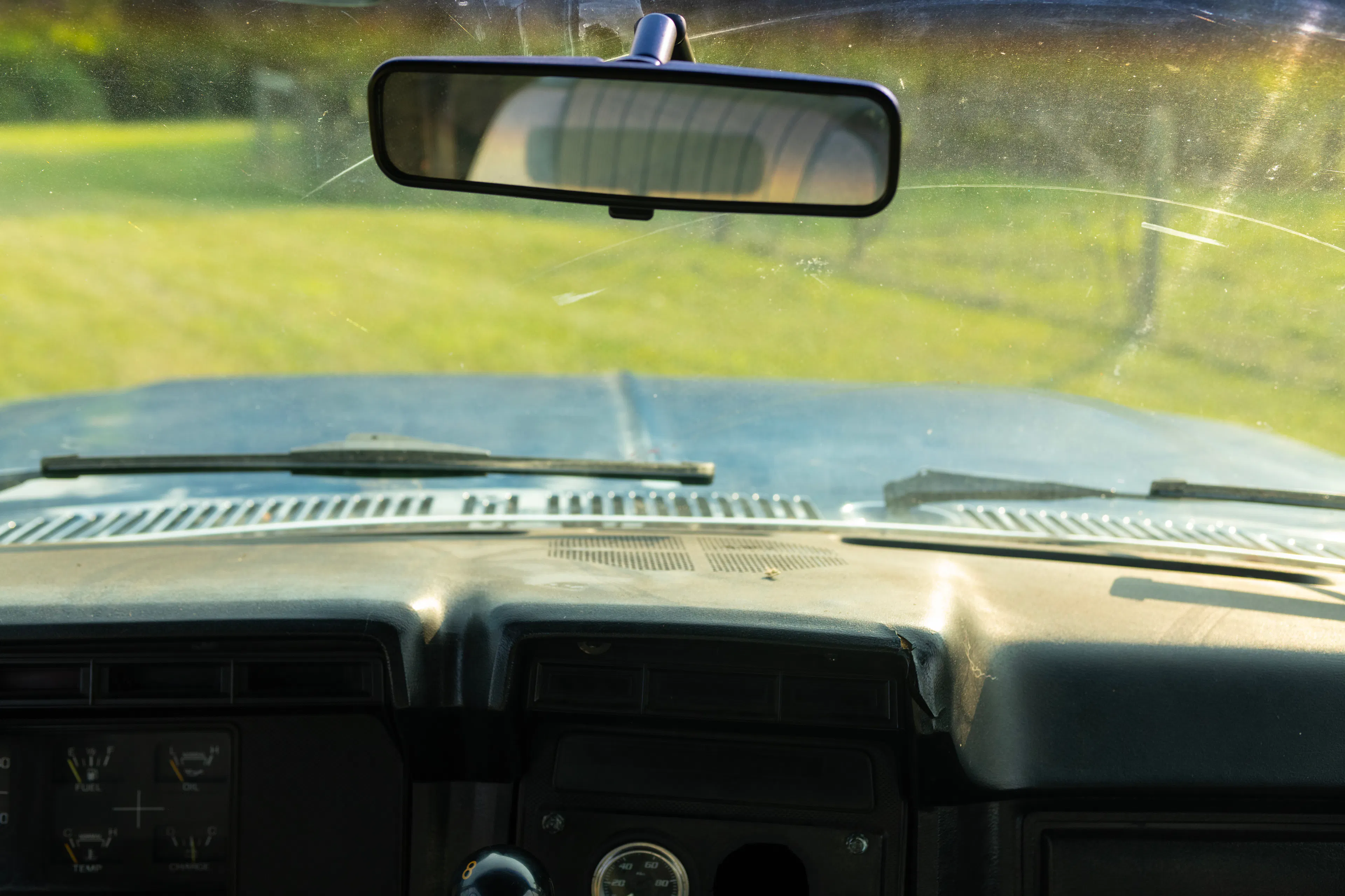1985 Ford Bronco windshield