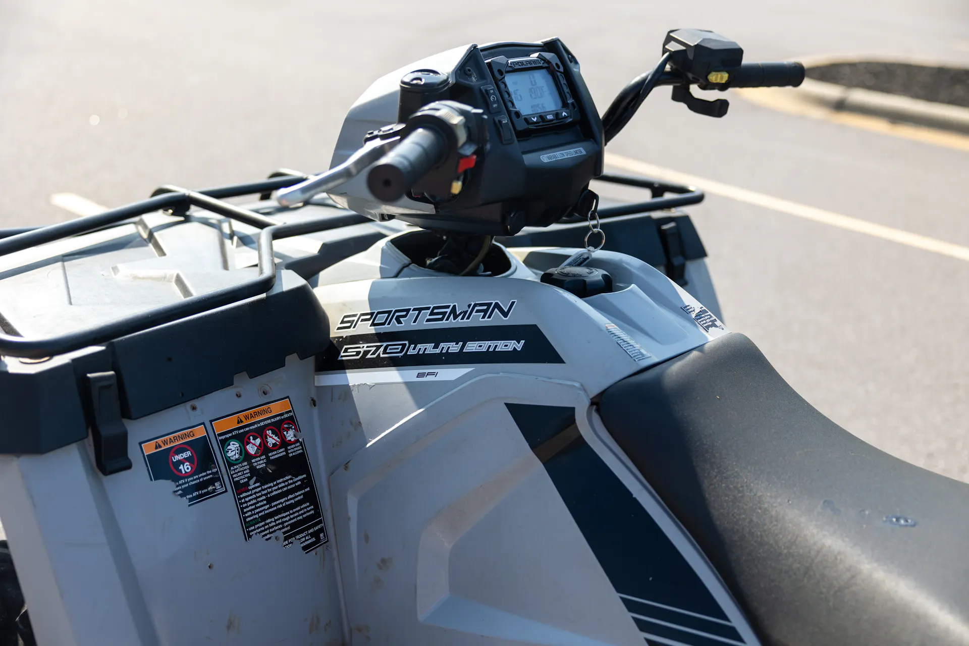 2019 Polaris Sportsman 570 left cockpit