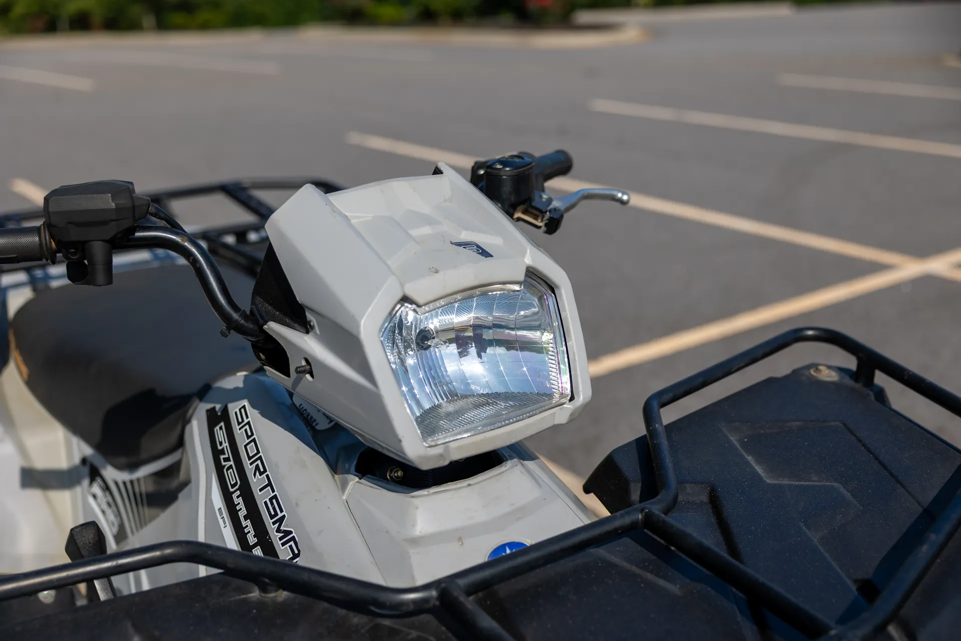 2019 Polaris Sportsman 570 pod light close