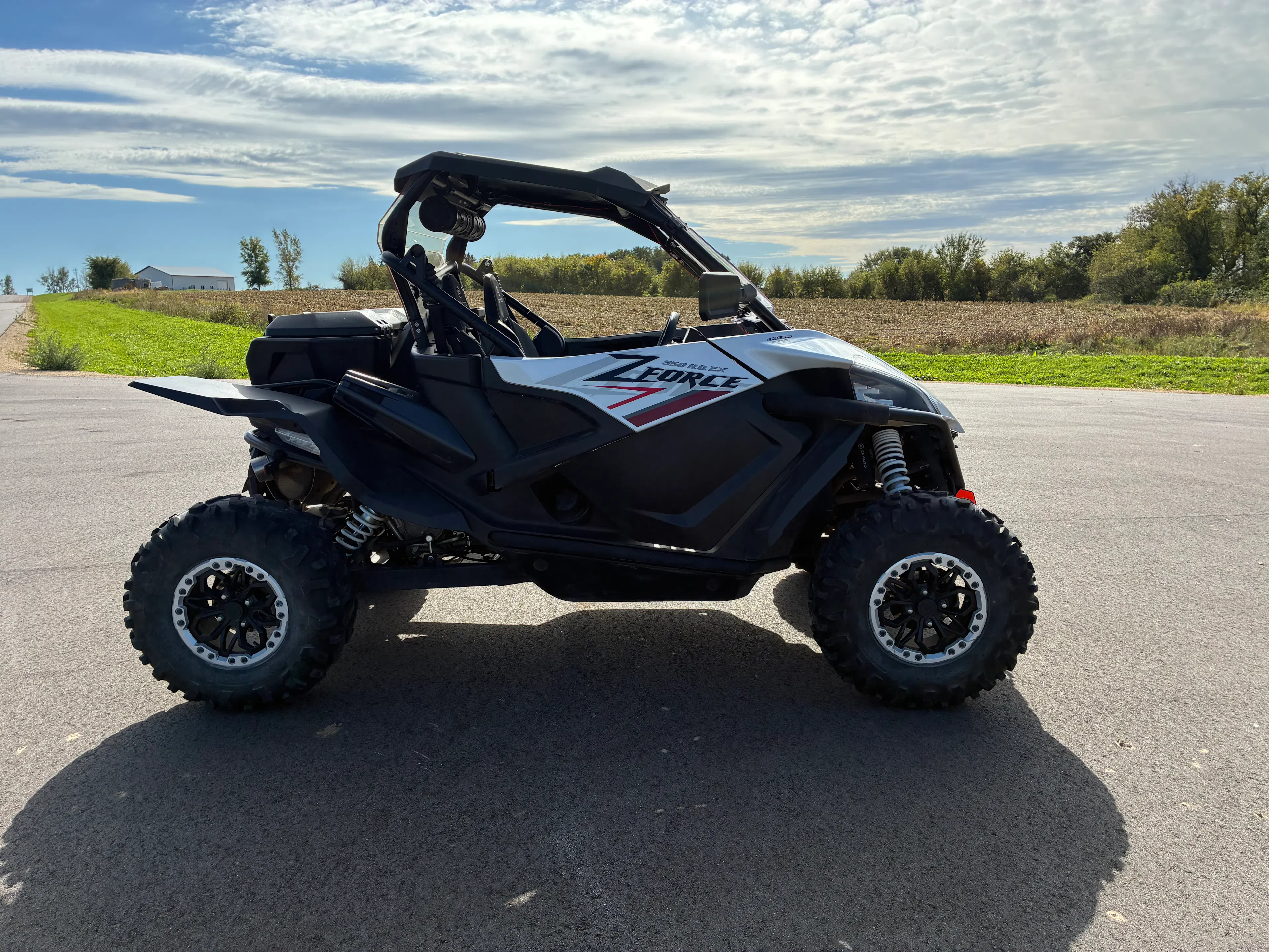 2022 CF Moto ZForce 950 HO passenger side