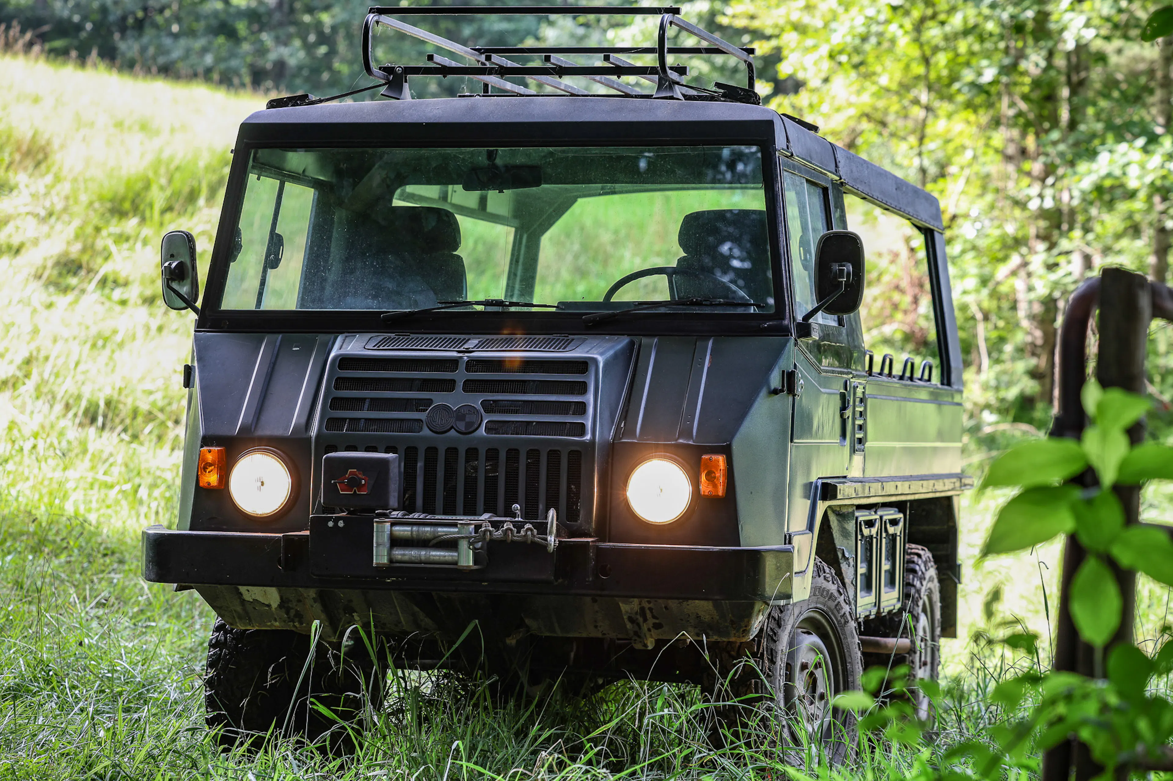 1972 Steyr-Puch Pinzgauer driver front 3/4 lights on 