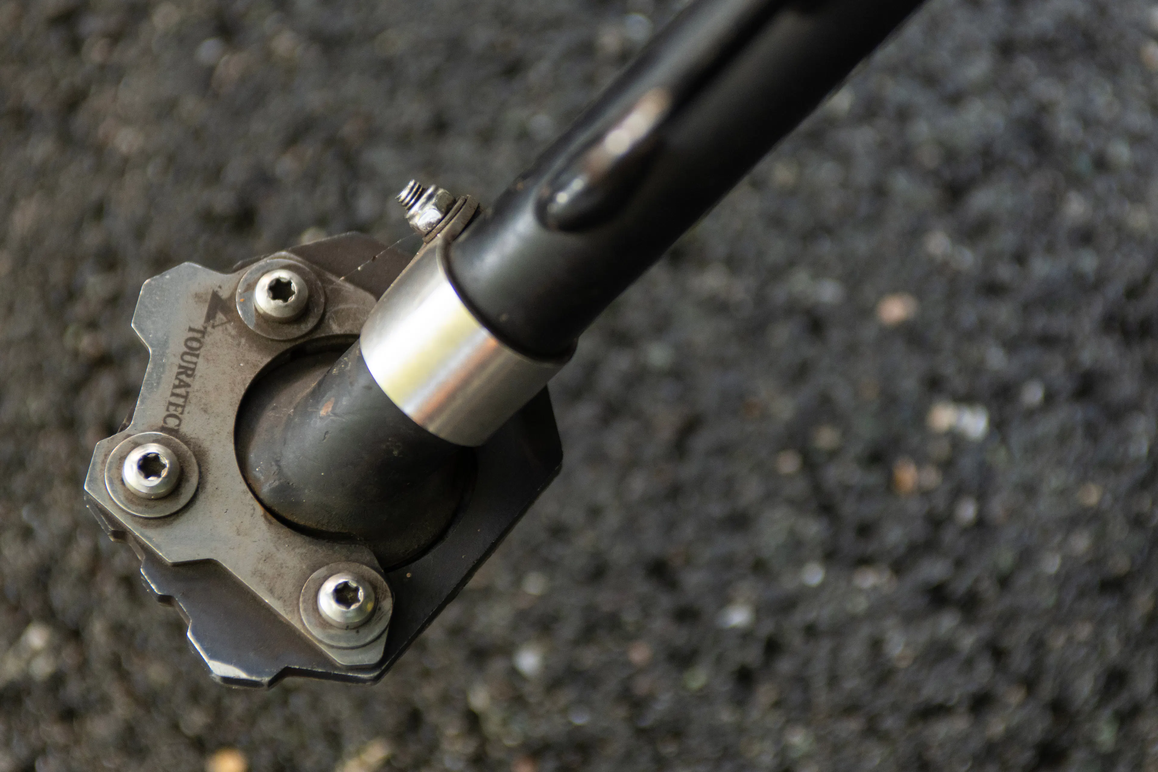 2010 KTM 990 Adventure kickstand foot