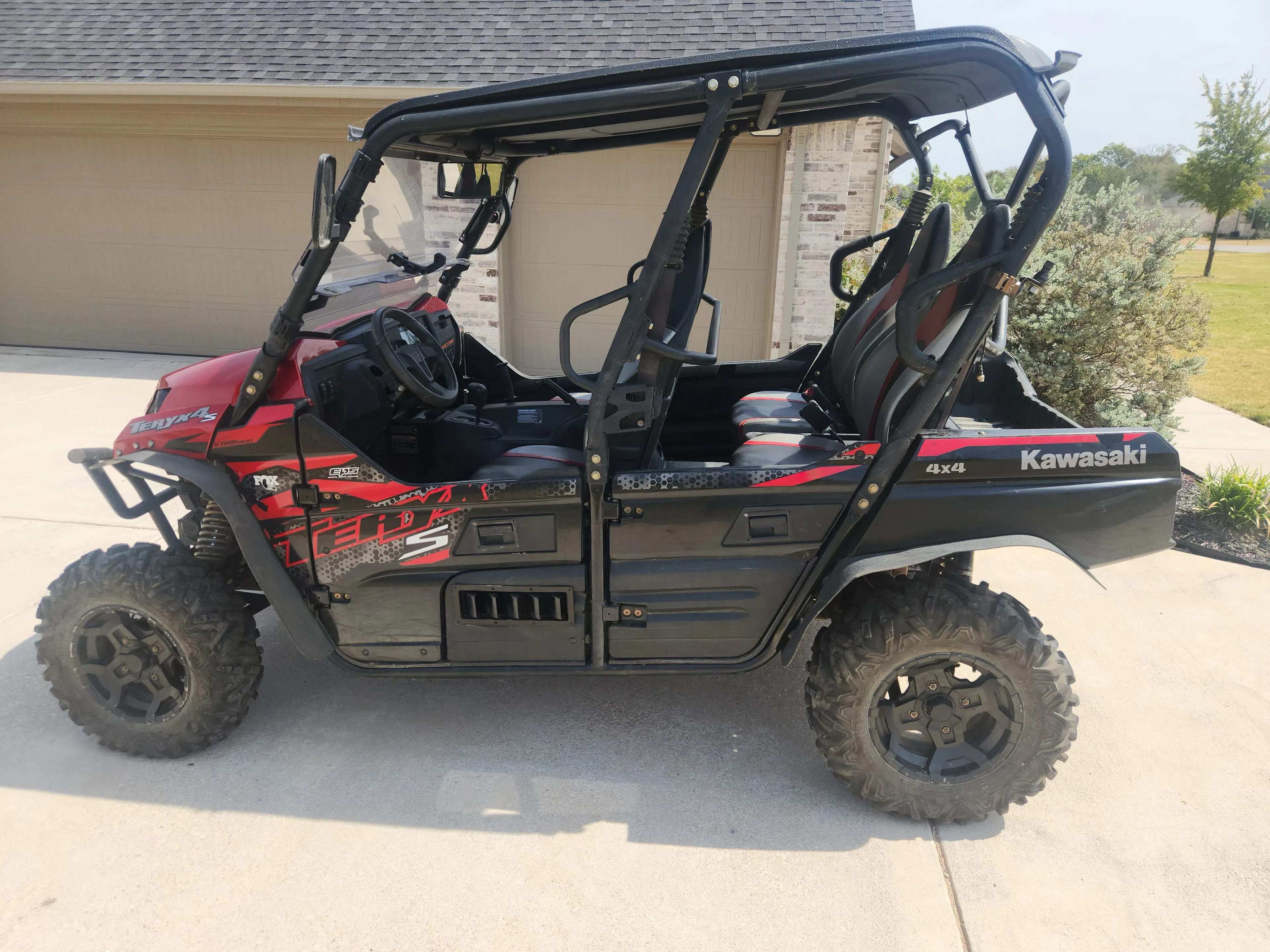2021 Kawasaki Teryx4 driver side