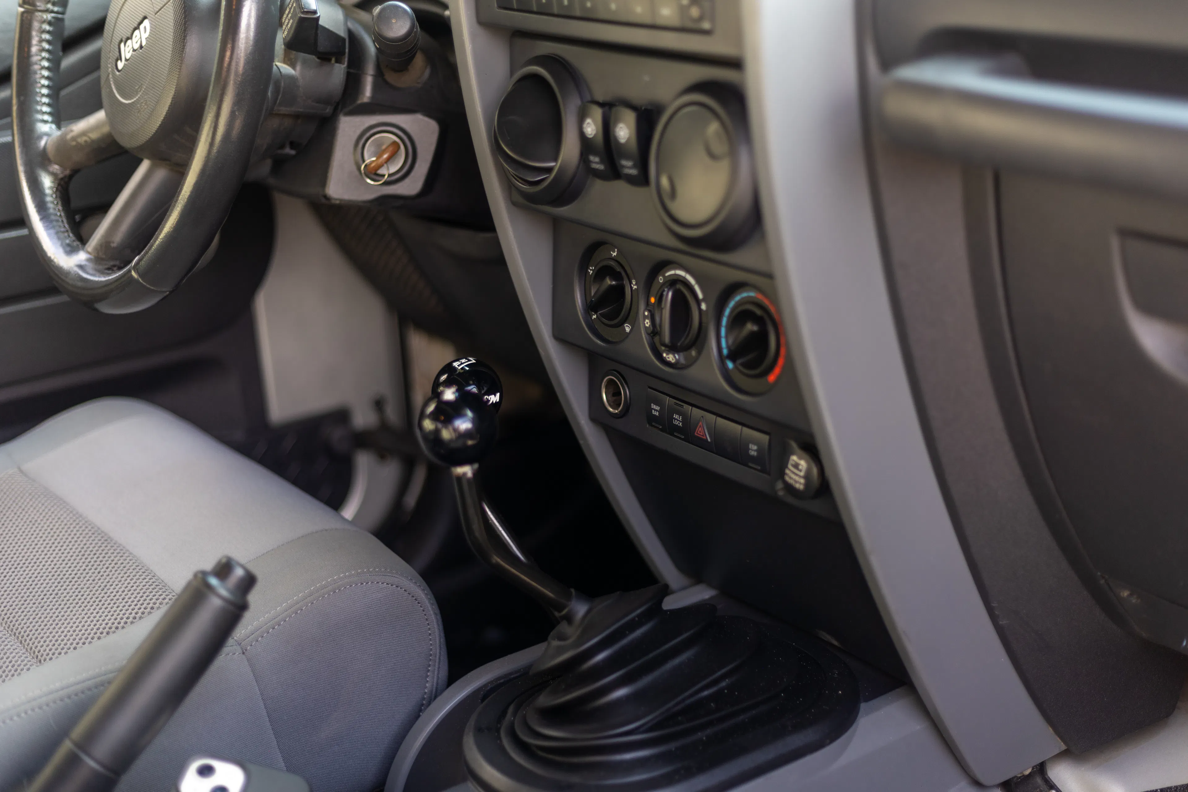 2007 Jeep Wrangler Limited Rubicon shifter