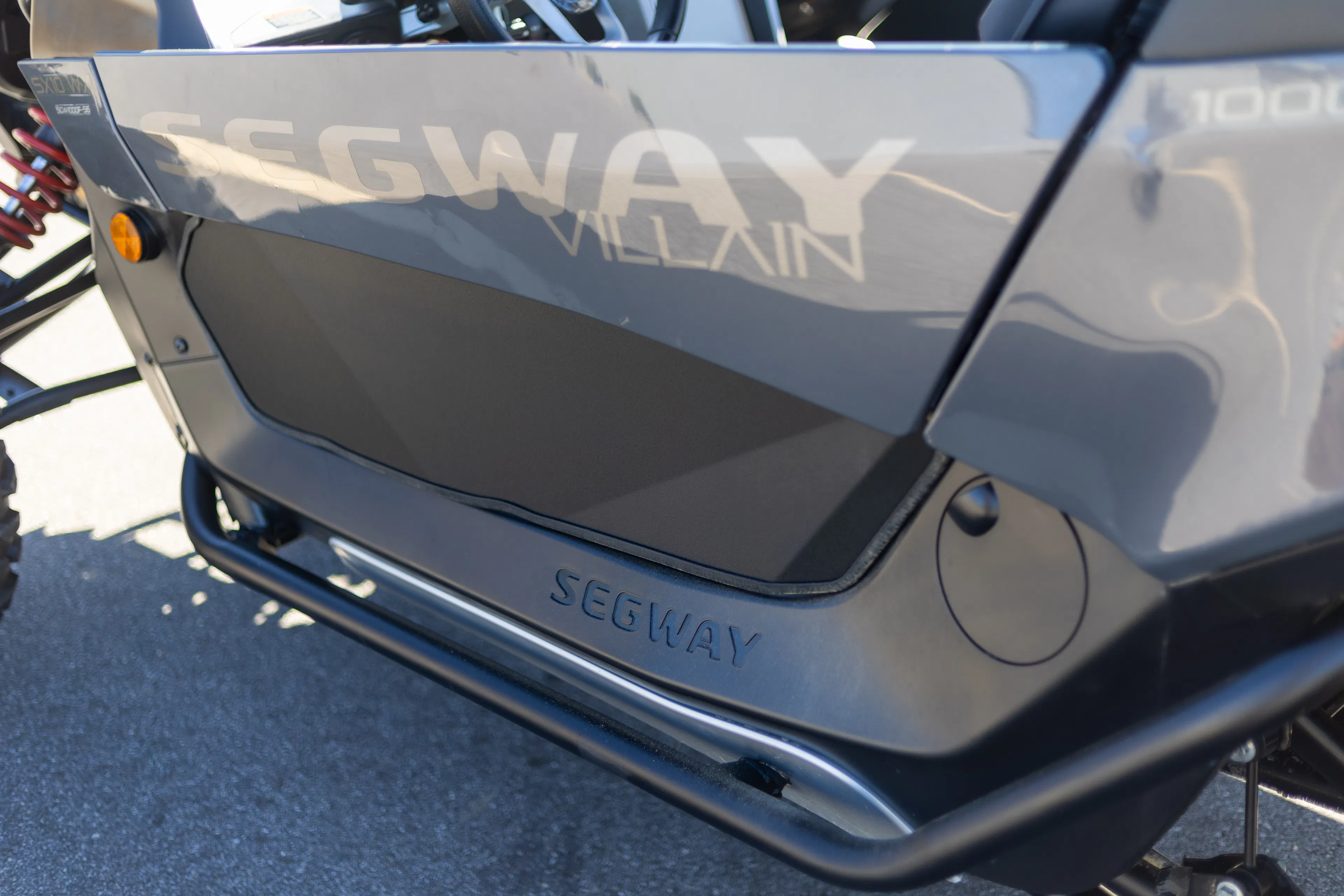 2024 Segway Villain SX10 72 driver door close
