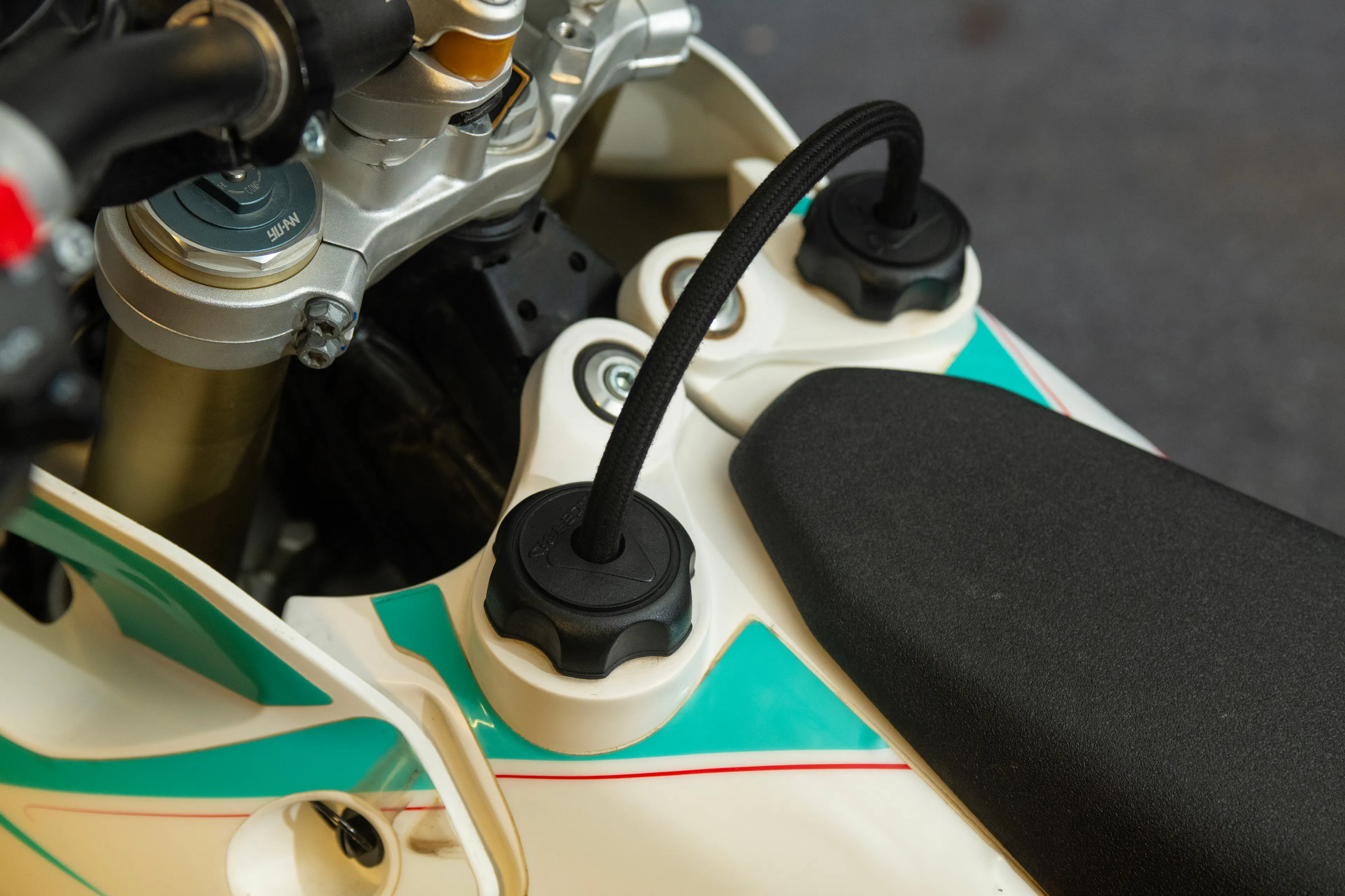 2024 Kove 450 Rally front filler caps