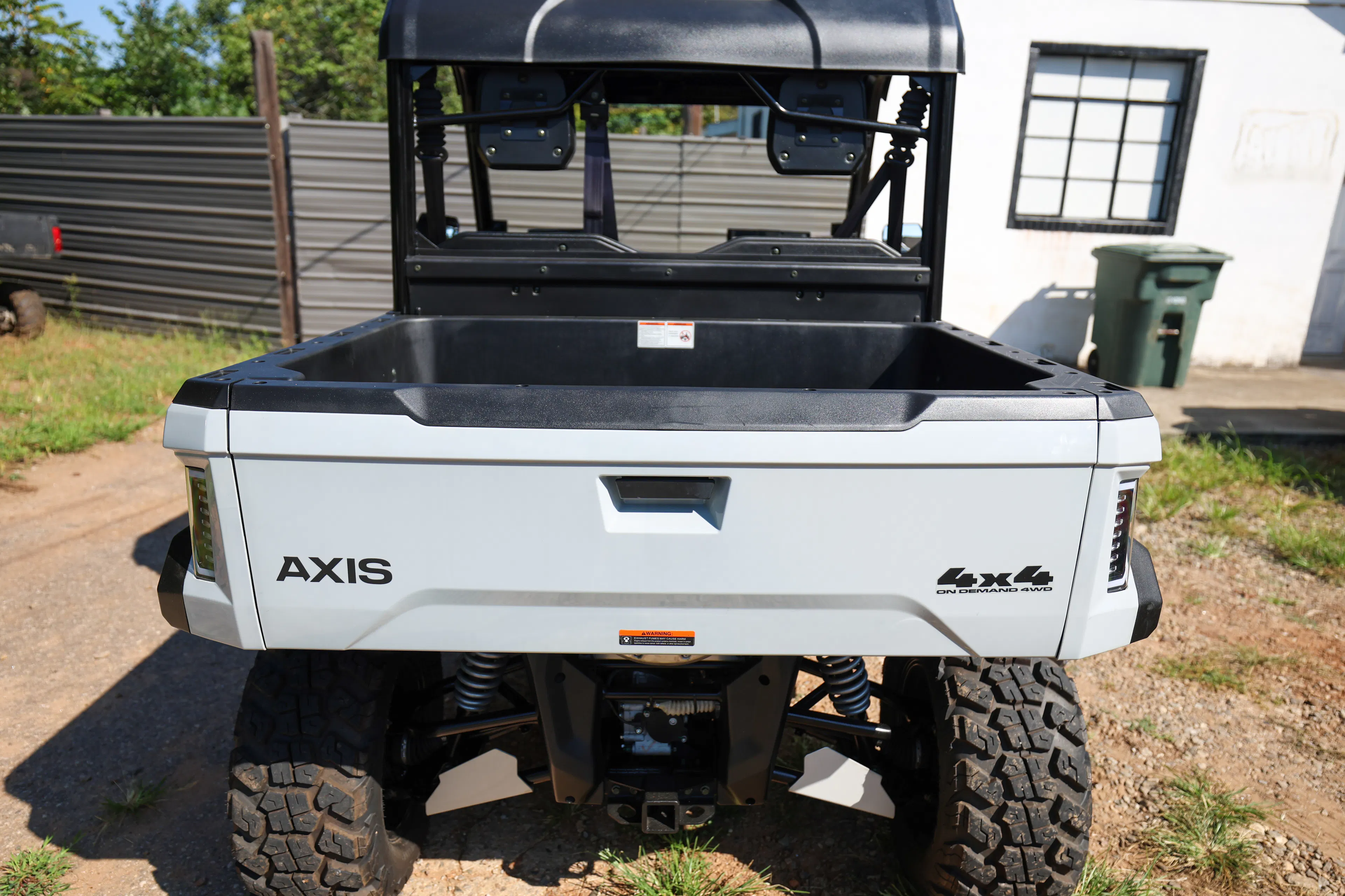 2024 Axis 550 tailgate wide