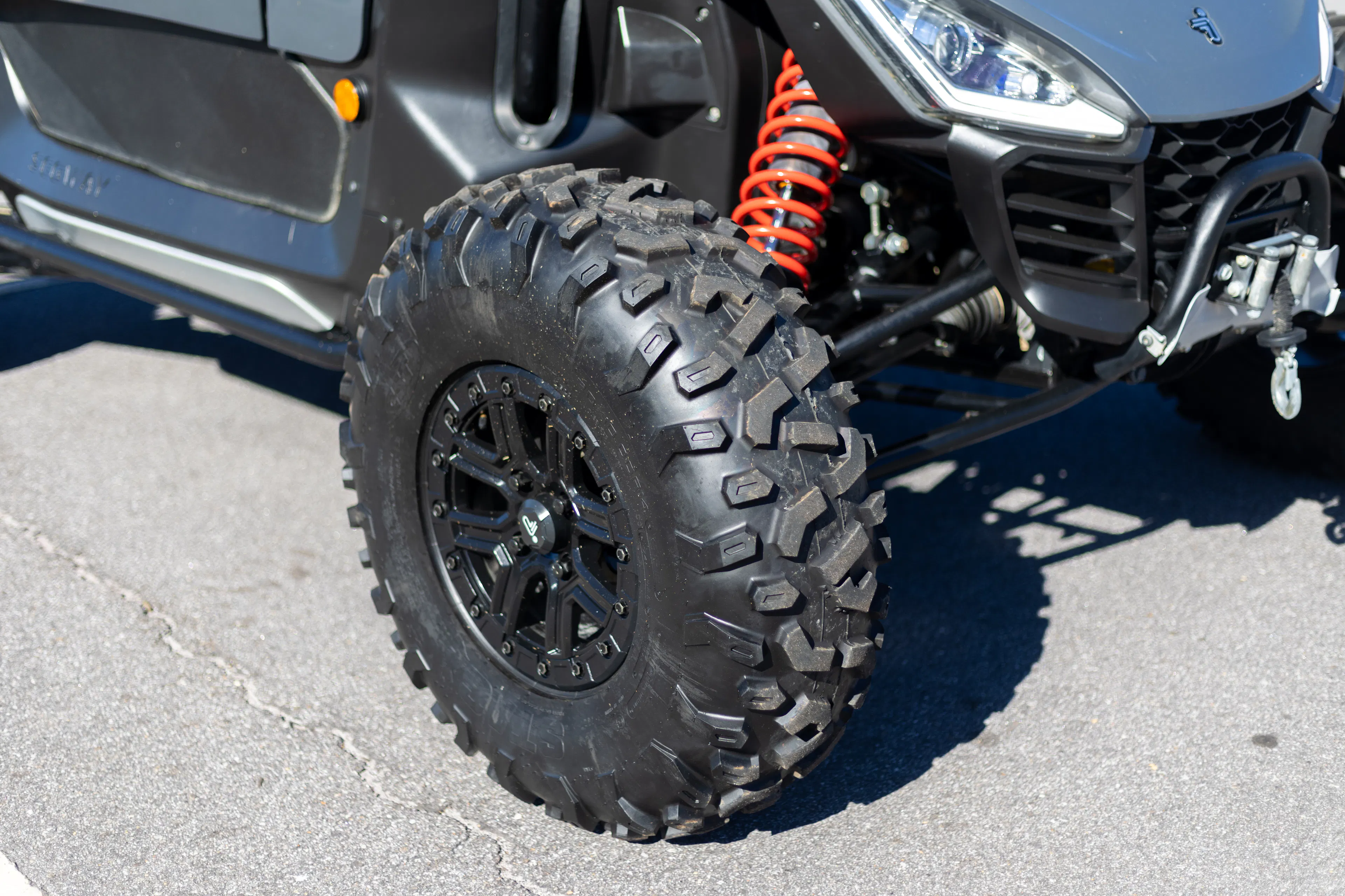 2024 Segway Villain SX10 72 passenger front tire